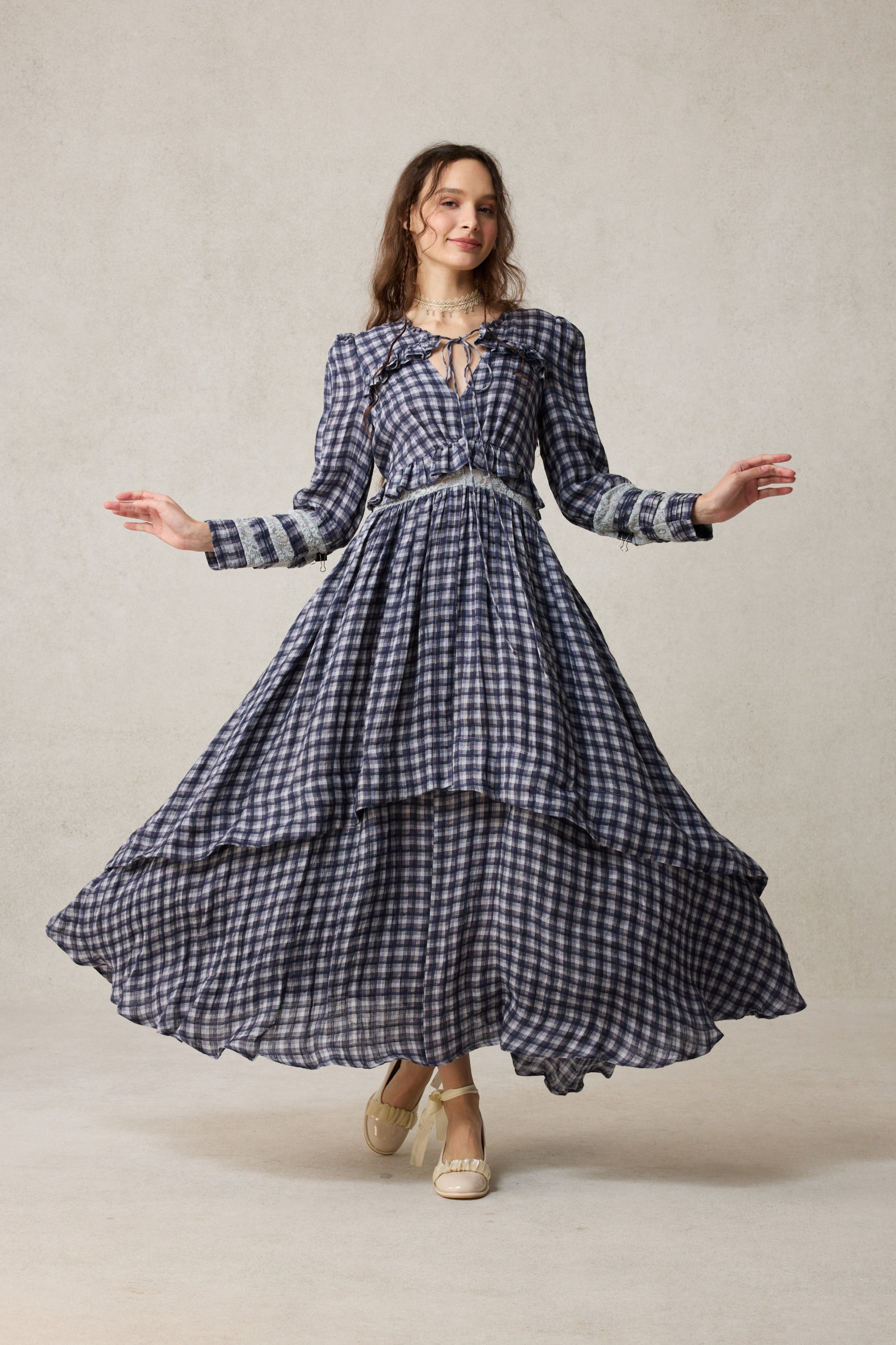 Rosewood 17 | Lace Linen Dress Gown – Linennaive