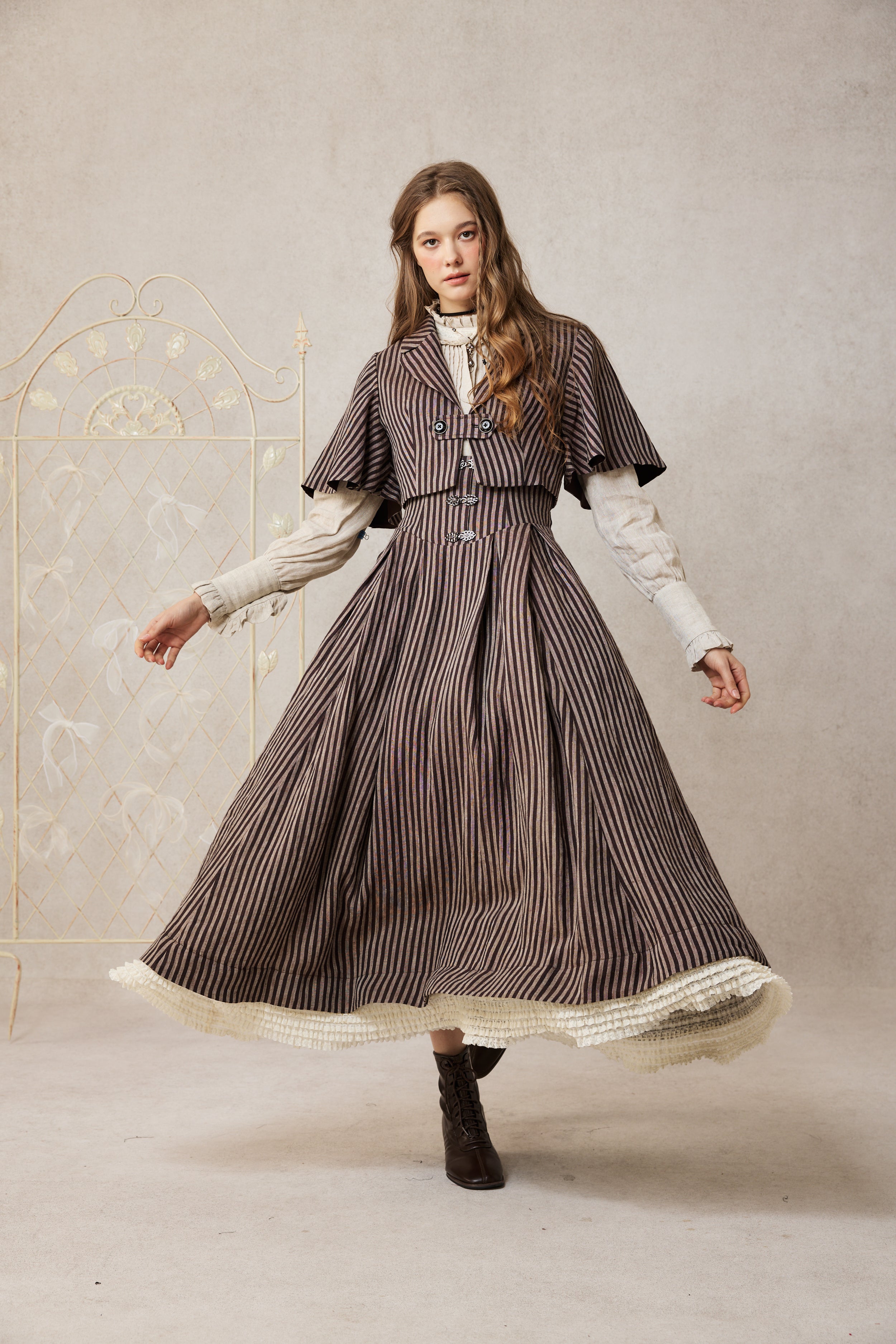 りきえりこ　　　Deuxieme Classe★ KUTA LINEN 100% Linen V-neck Bell Pocket Midi Dress EVELINA – LINTICO
