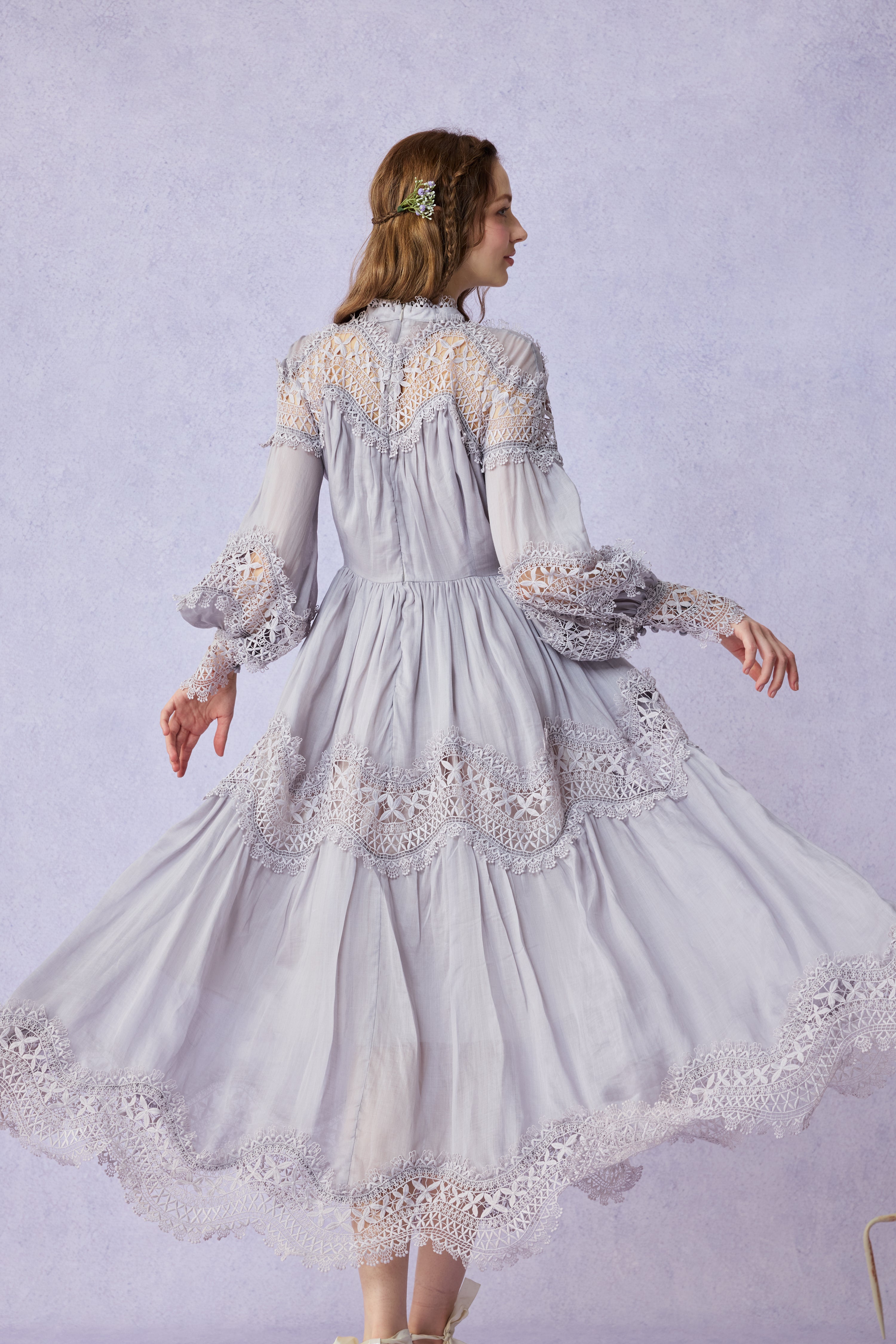 Pearlman 25 | Lace Linen Dress Gown – Linennaive