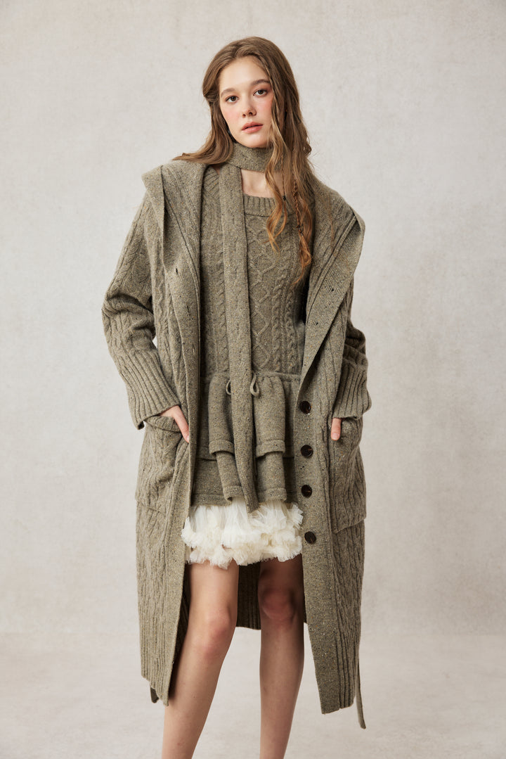 Hudson 15 | 100% wool hooded cardigan coat