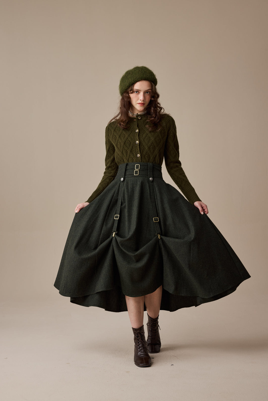 Cynthia 16 | Adjustable wool skirt
