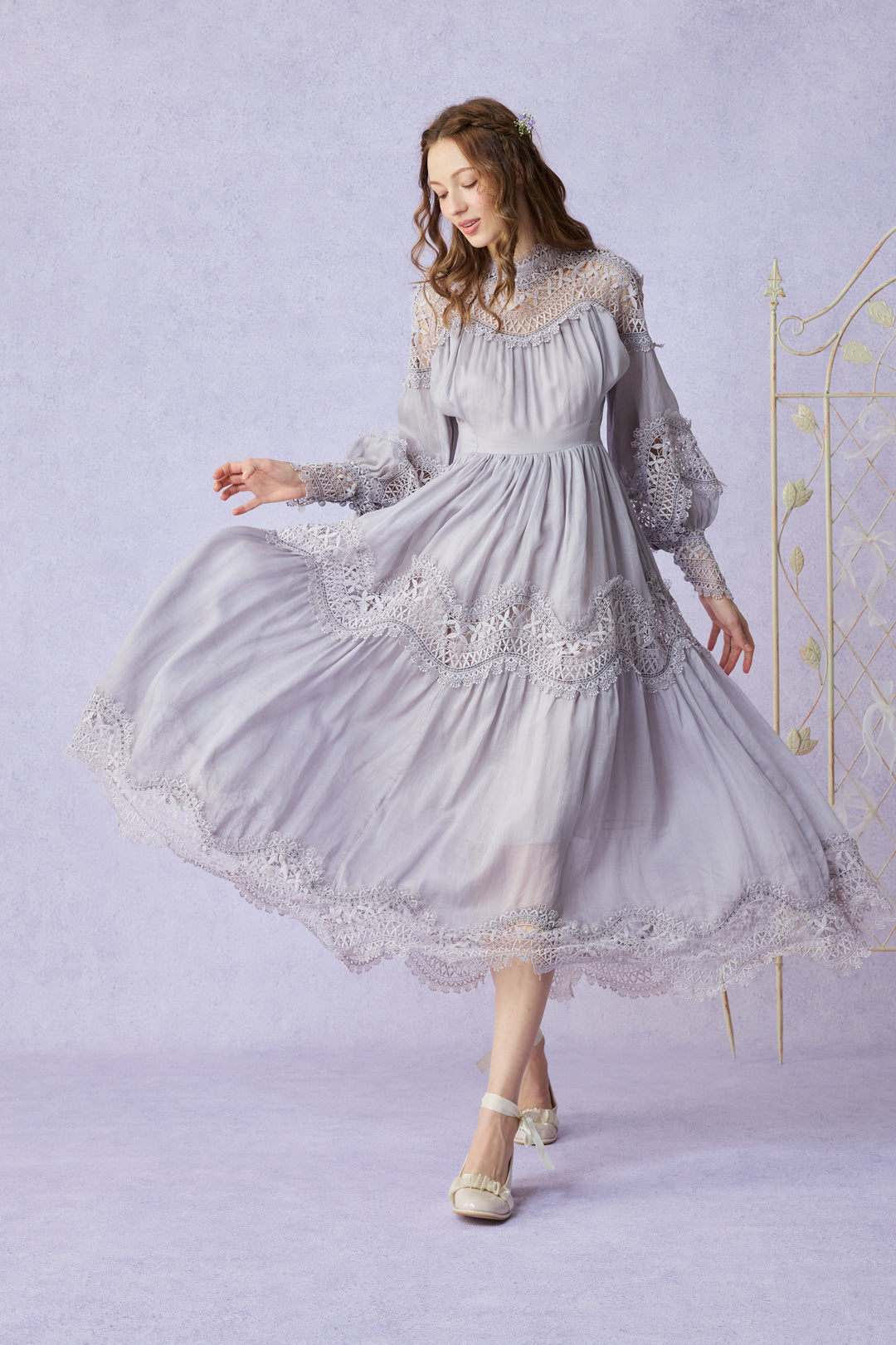Pearlman 25 | Lace Linen Dress Gown Linennaive Pearlman 25 | Lace Linen Dress Gown Linennaive