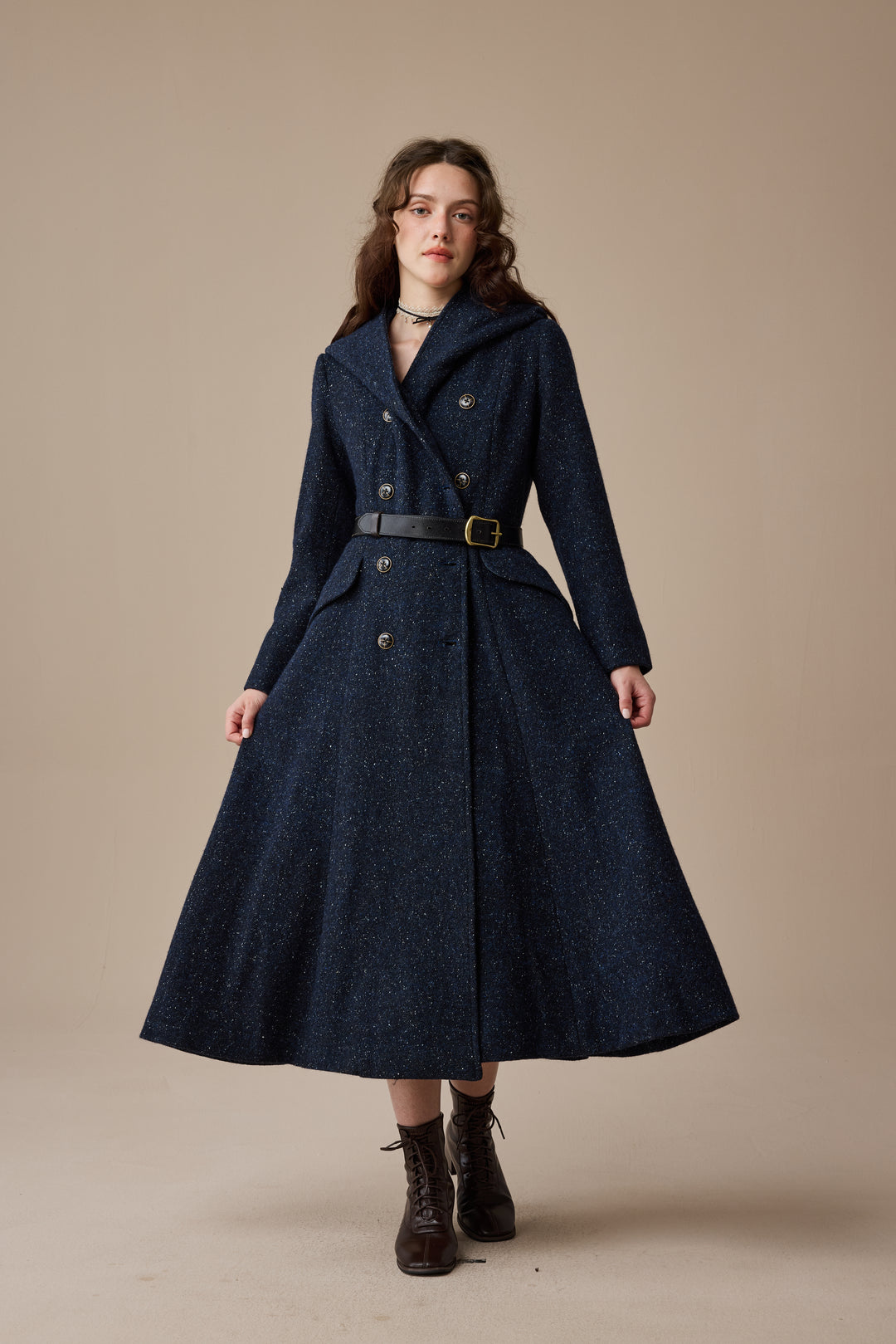 Trista 24 | 100% twill wool hooded coat