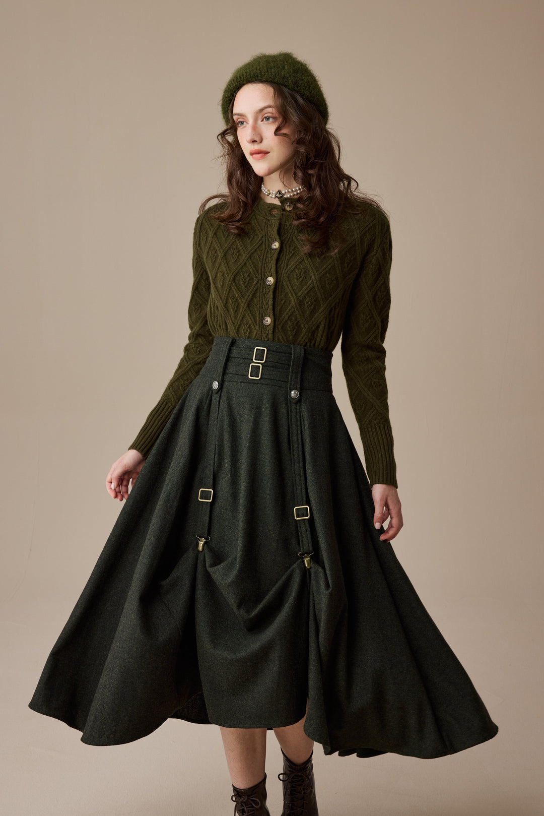 Cynthia 16 | Adjustable wool skirt