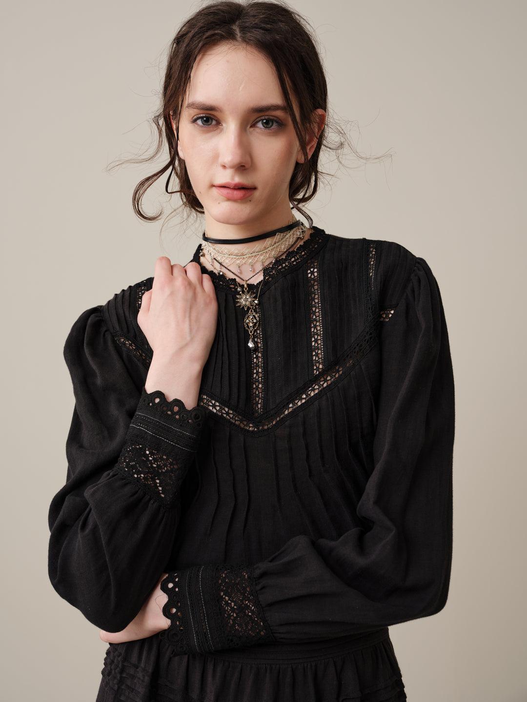Minna 21 | Edward Linen Lace Blouse