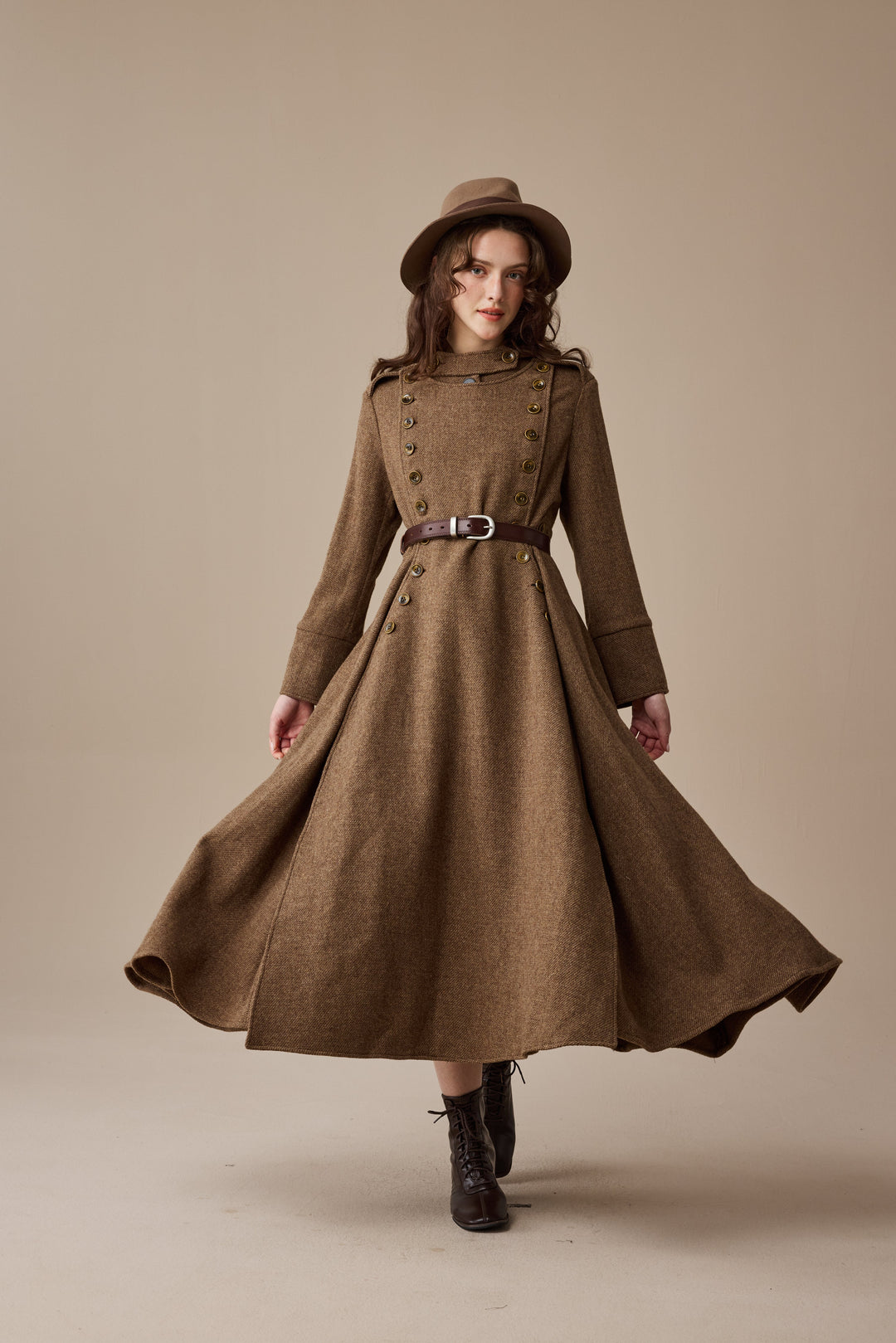 Monica 31 | 100% Wool  Double Breasted Coat