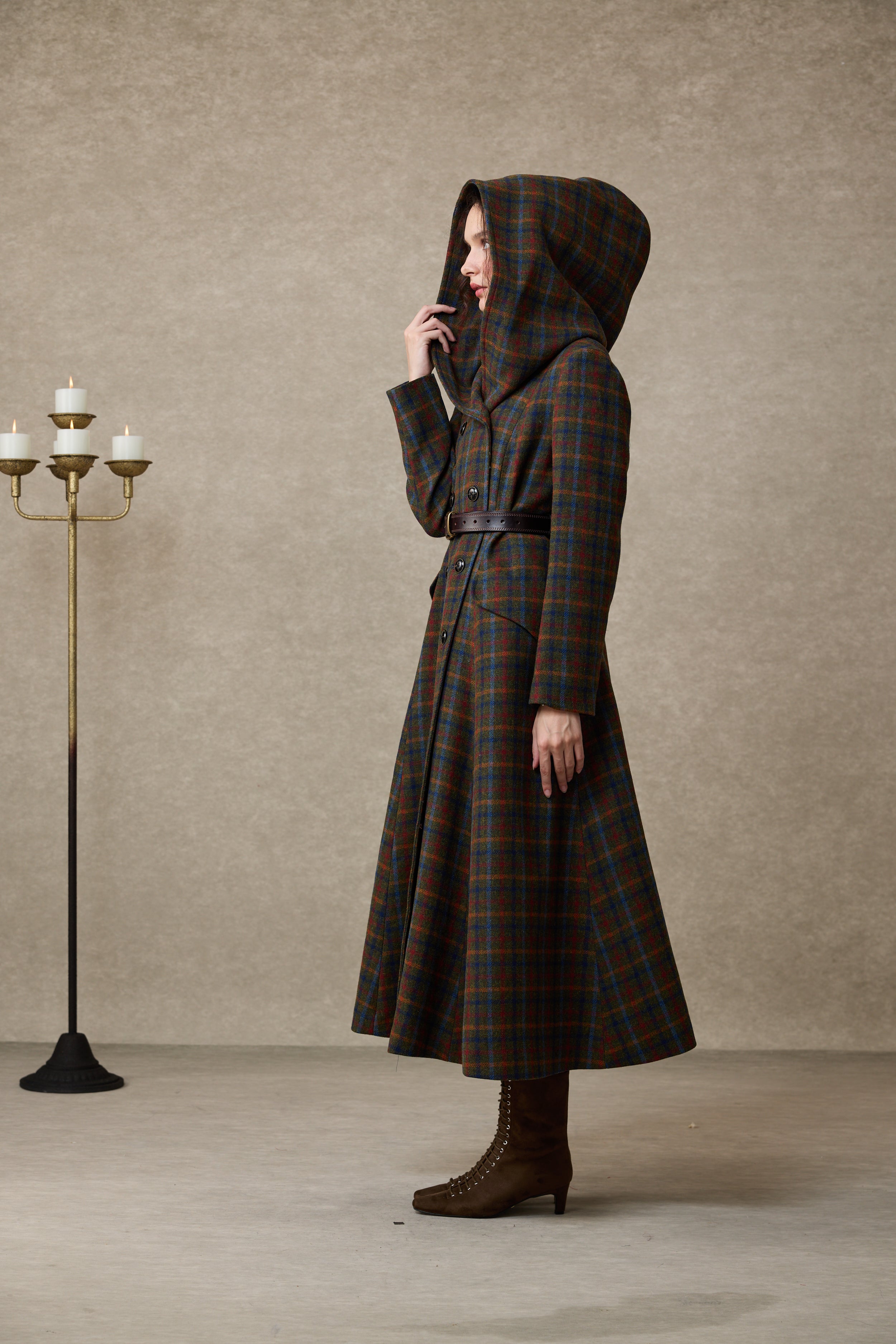 Trista 24 | 100% twill wool hooded coat – Linennaive