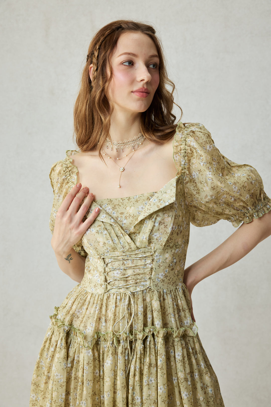 Julia 35 | Floral linen dress