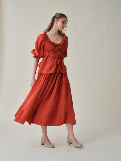 Lys 25 | belted linen skirt in red