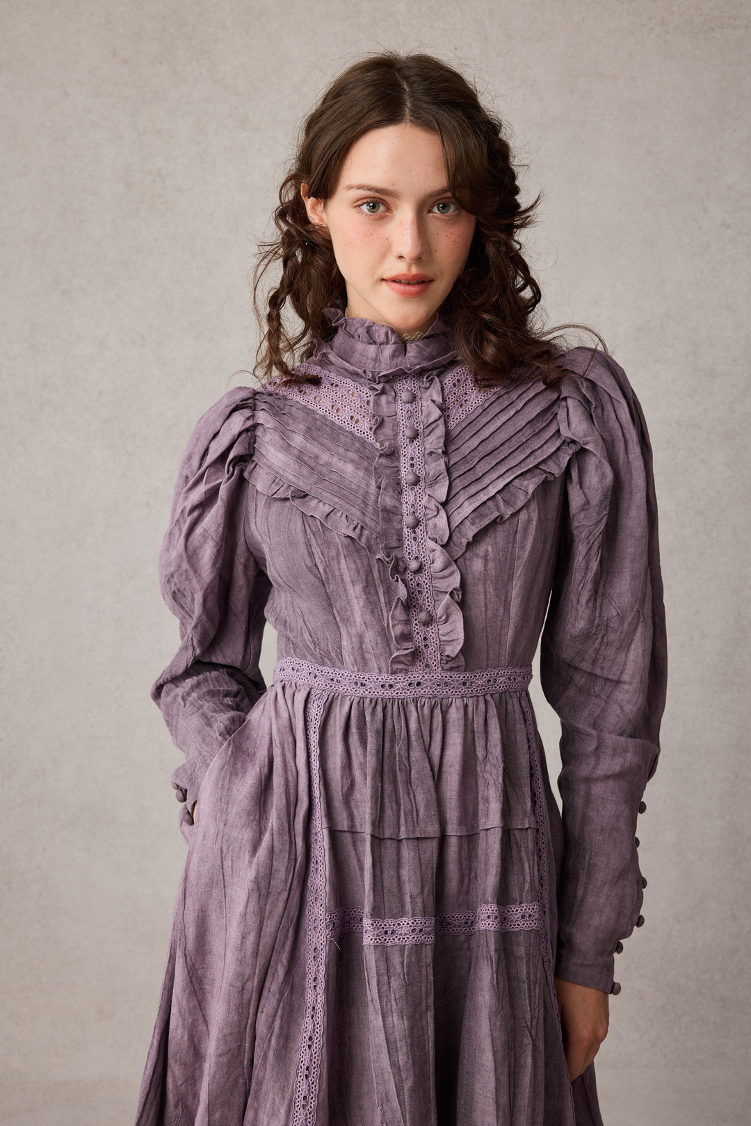 MARY 18 | VINTAGE LINEN DRESS GOWN