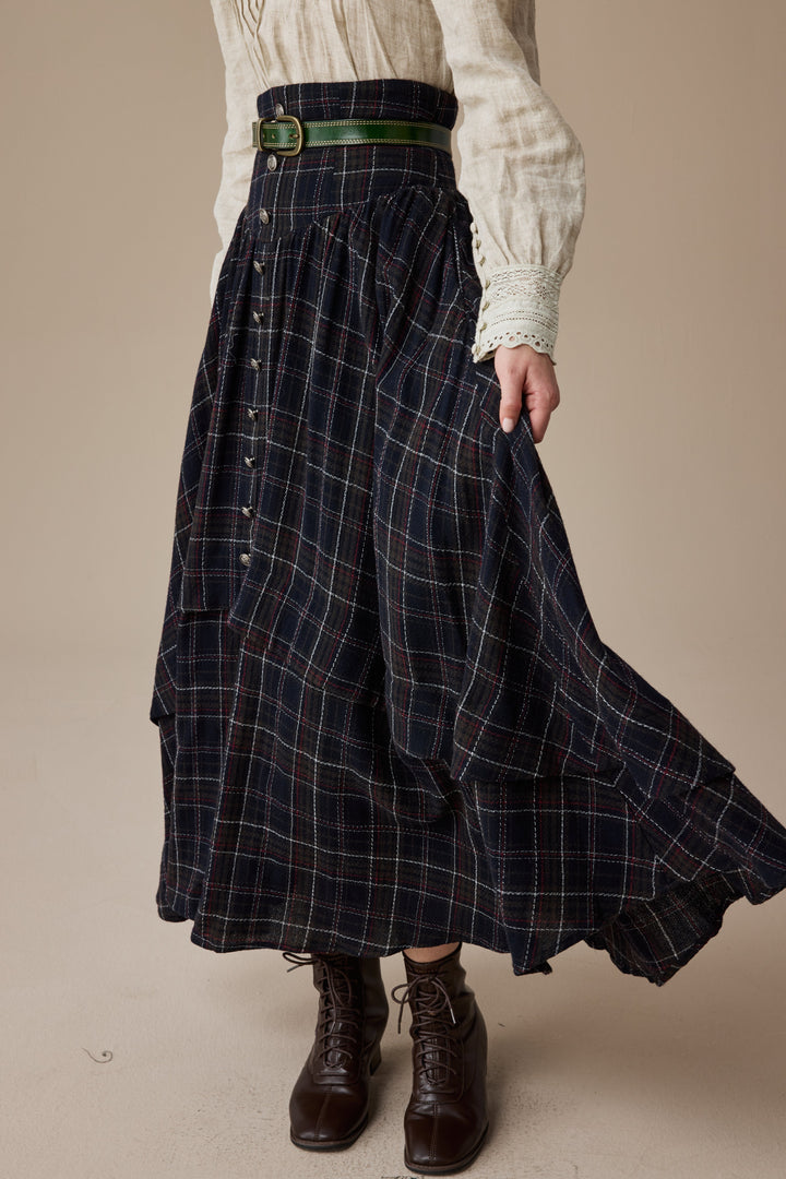 Christina 19 |Retro Layered Wool Skirt