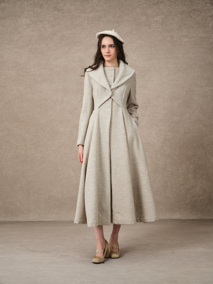 Gemma 17 | 100% wool victorian coat