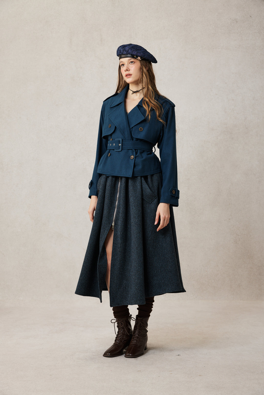 Moira 21 | 100% wool cropped trench coat