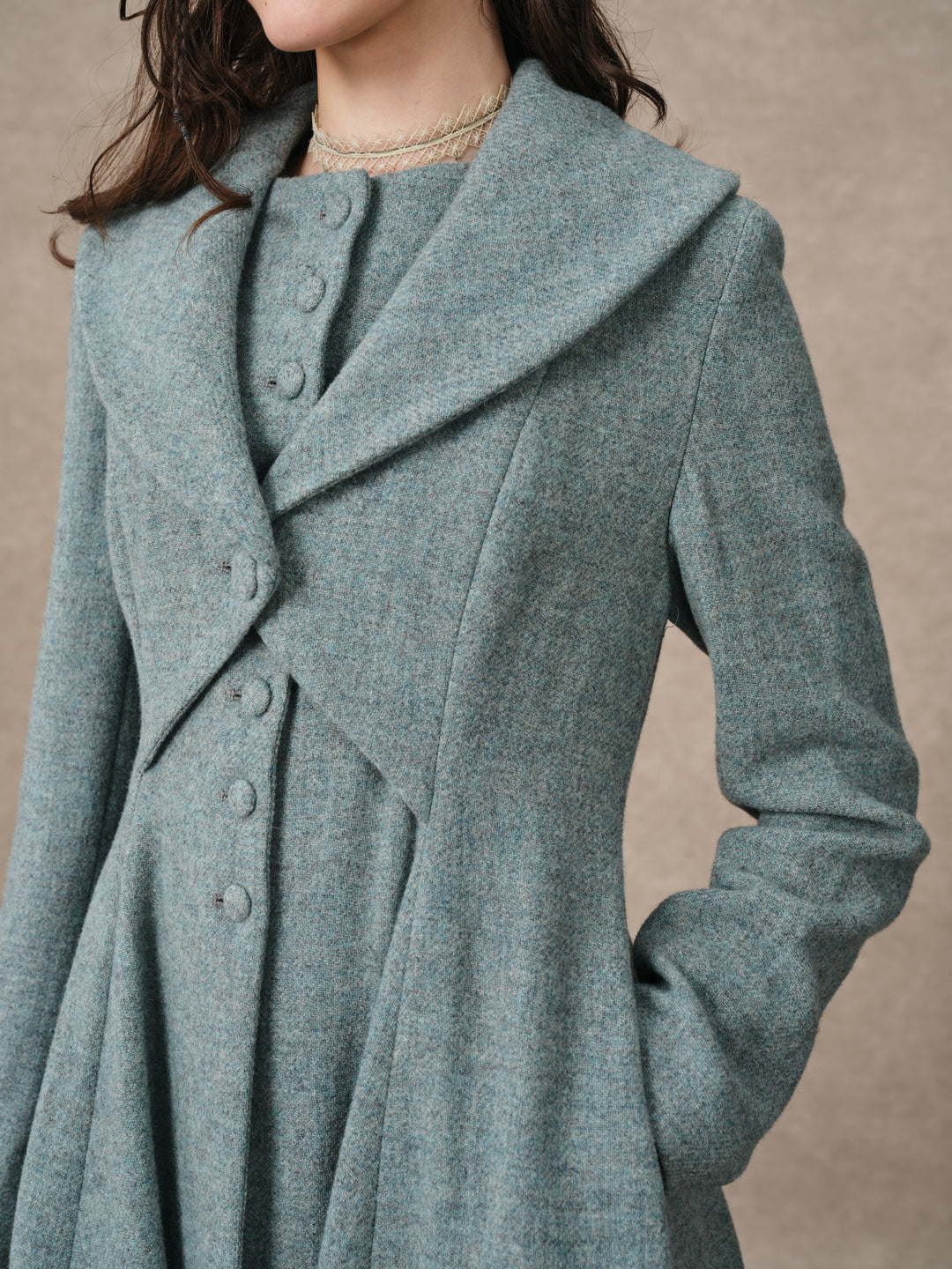 Gemma 17 | 100% wool victorian coat
