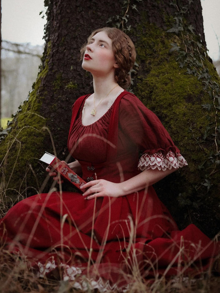 Clarise 22 |Retro Wool Skirt & Cape (2 pieces)