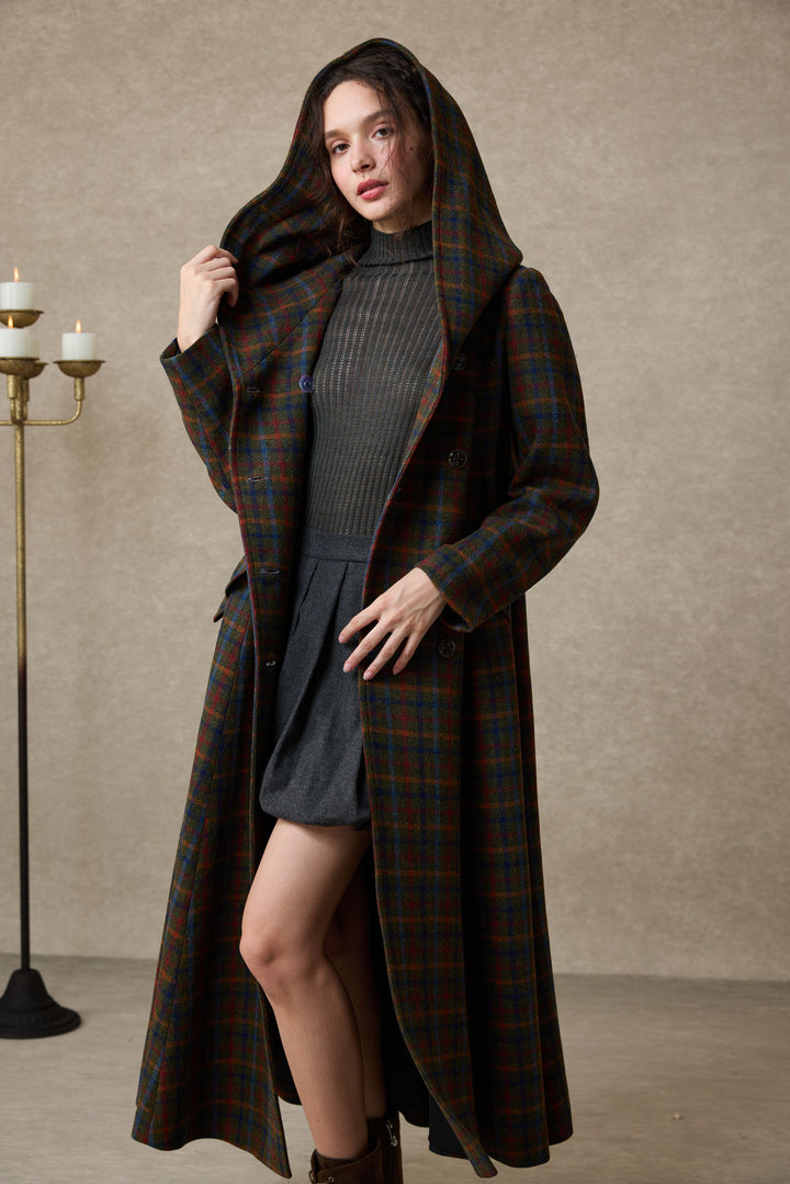 Trista 24 | 100% twill wool hooded coat