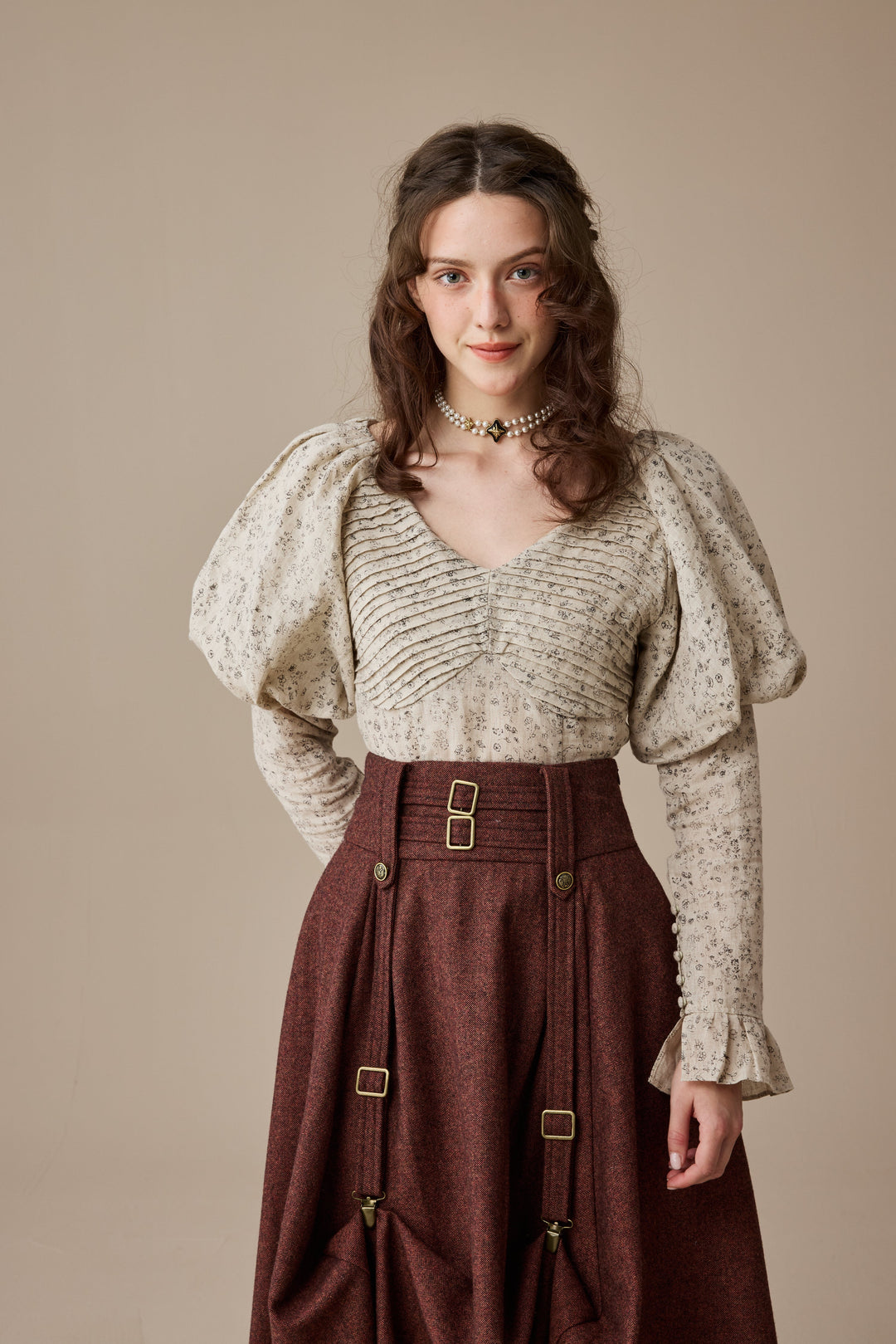 Cynthia 16 | Adjustable wool skirt