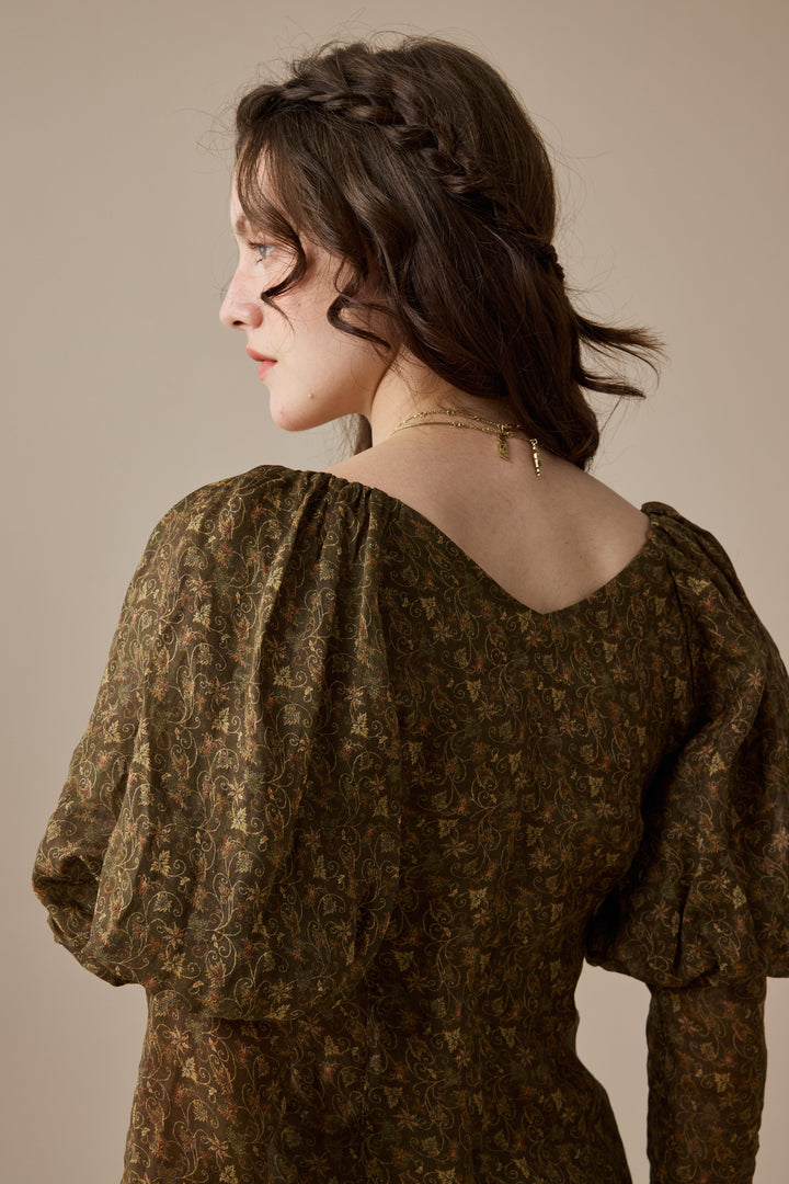 Sonia 33 |pintucked linen blouse