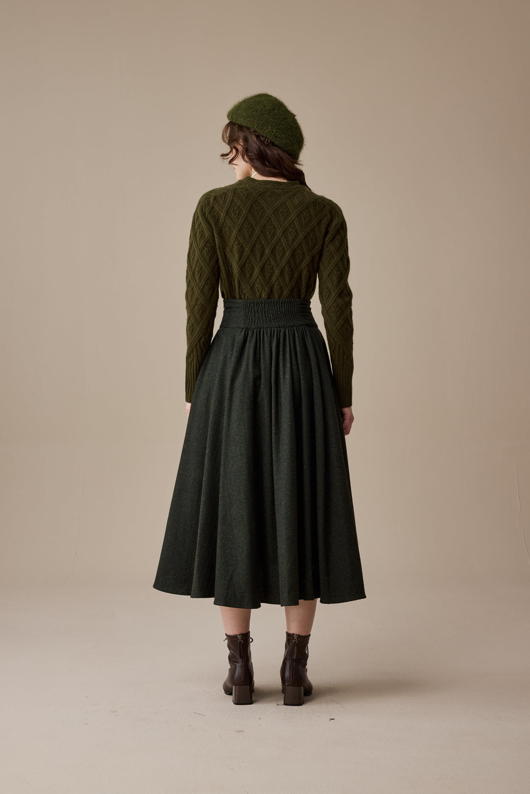 Cynthia 16 | Adjustable wool skirt