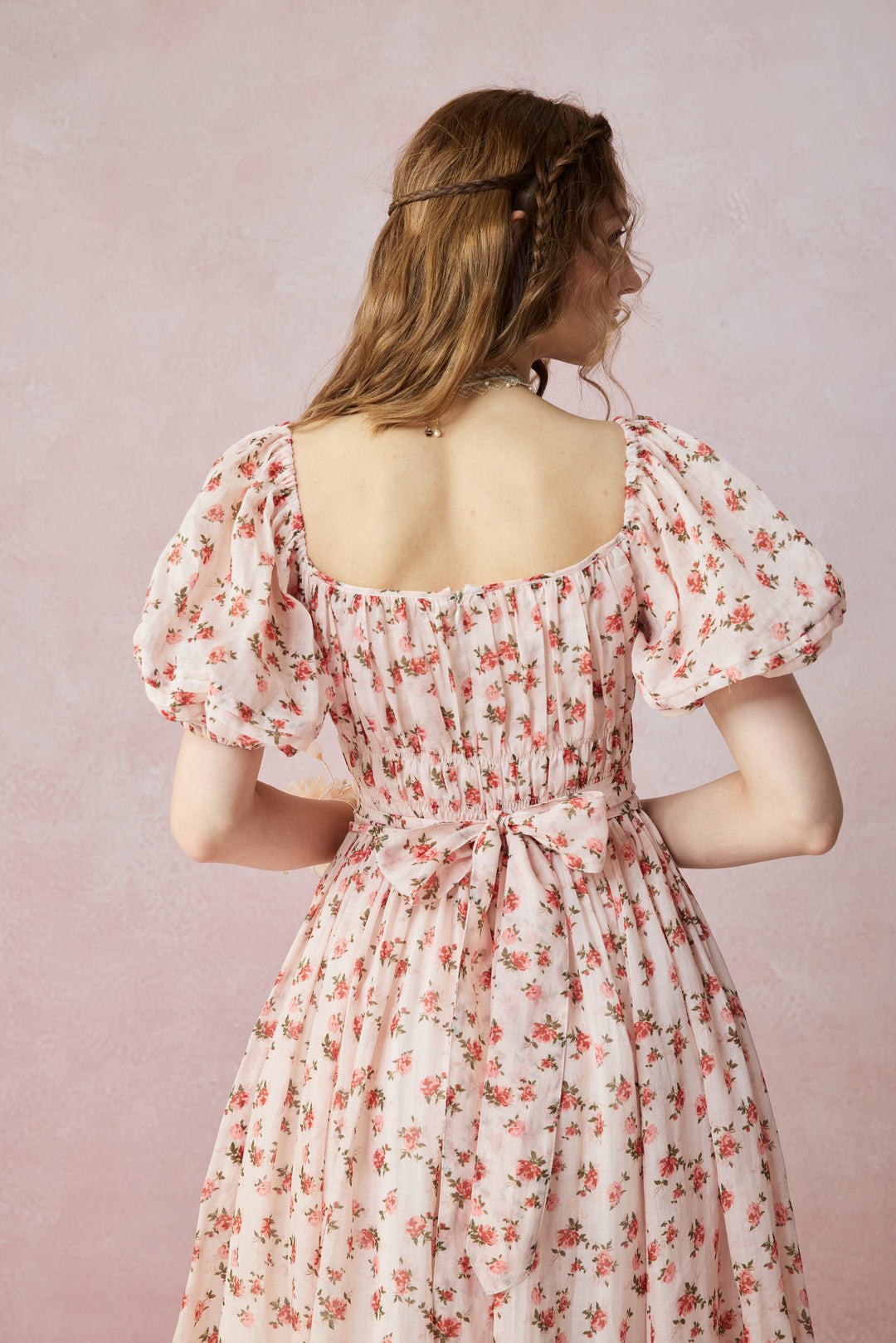 Alice 19 | Floral linen dress