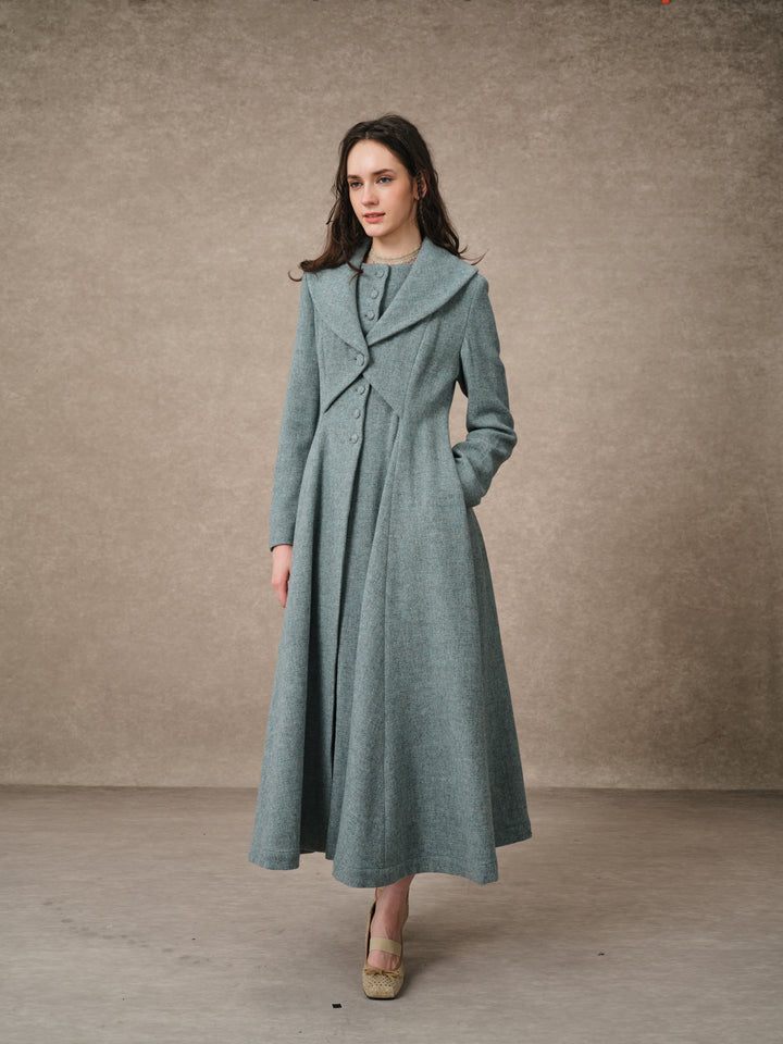 Gemma 17 | 100% wool victorian coat