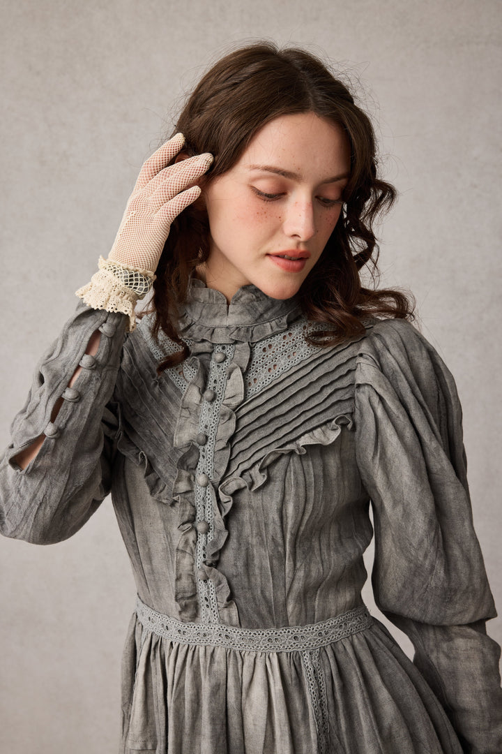 MARY 18 | VINTAGE LINEN DRESS GOWN