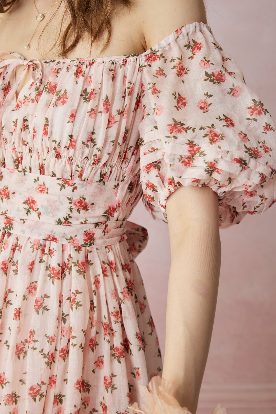 Alice 19 | Floral linen dress