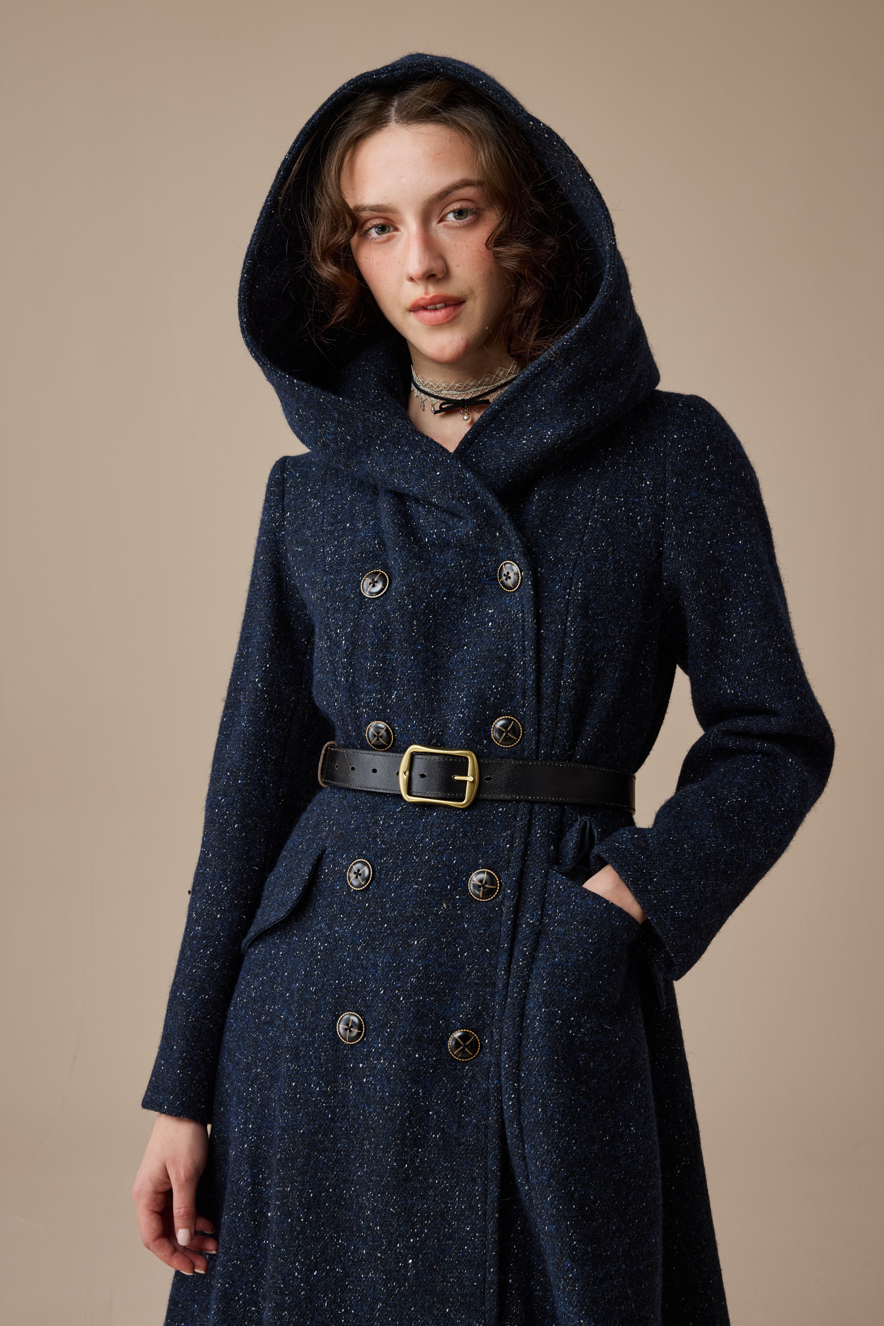 Trista 24 | 100% twill wool hooded coat – Linennaive