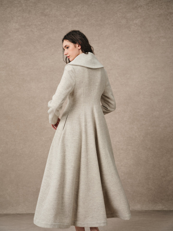 Gemma 17 | 100% wool victorian coat