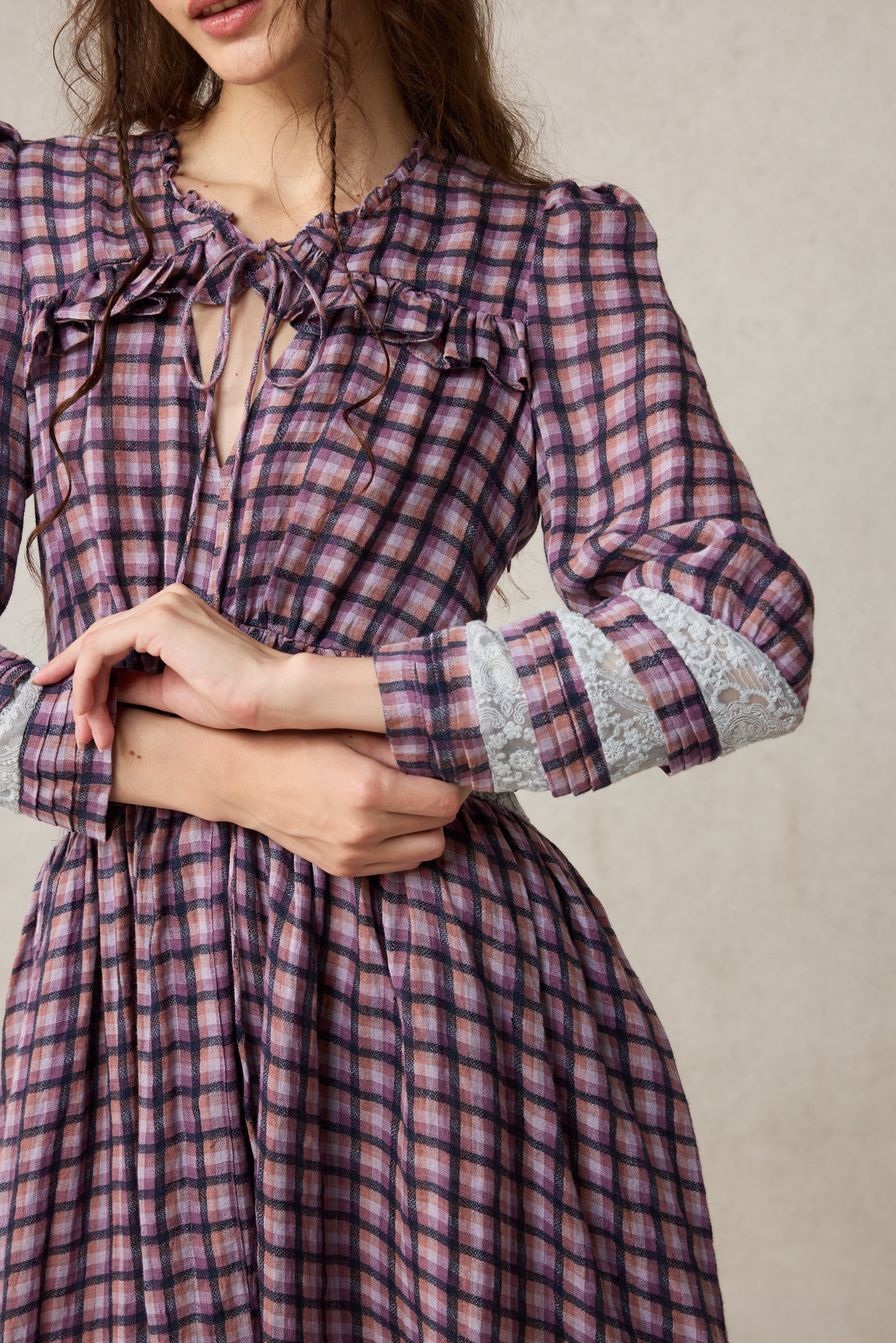 Rosewood 17 | Lace Linen Dress Gown – Linennaive
