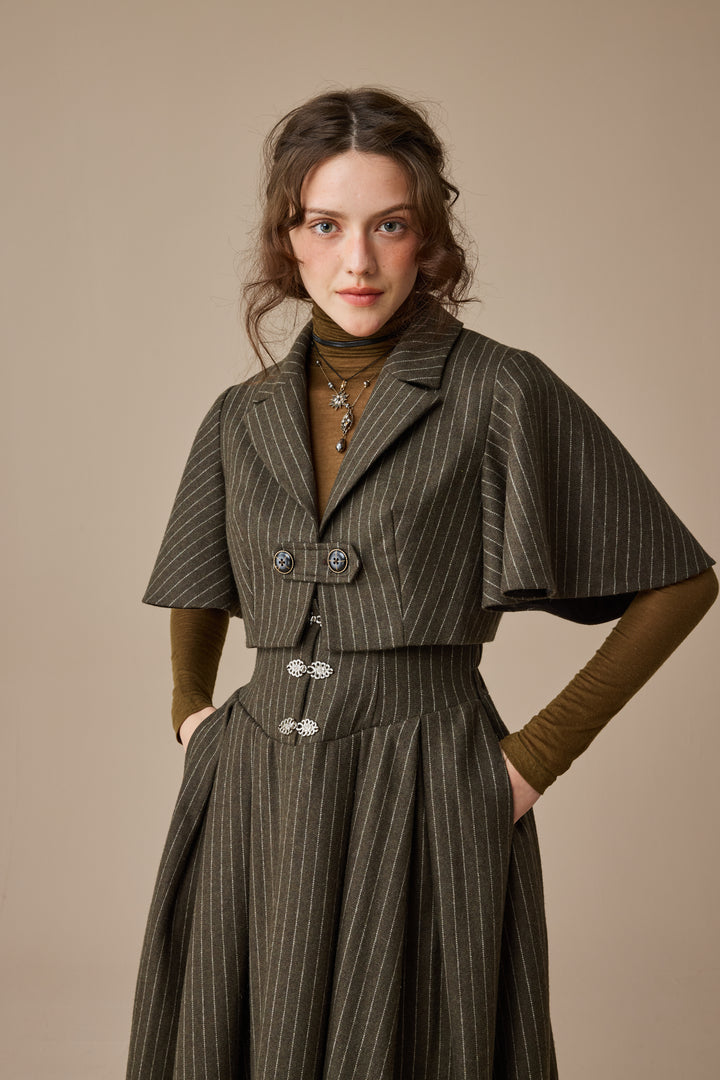 Clarise 22 |Retro Wool Skirt & Cape (2 pieces)