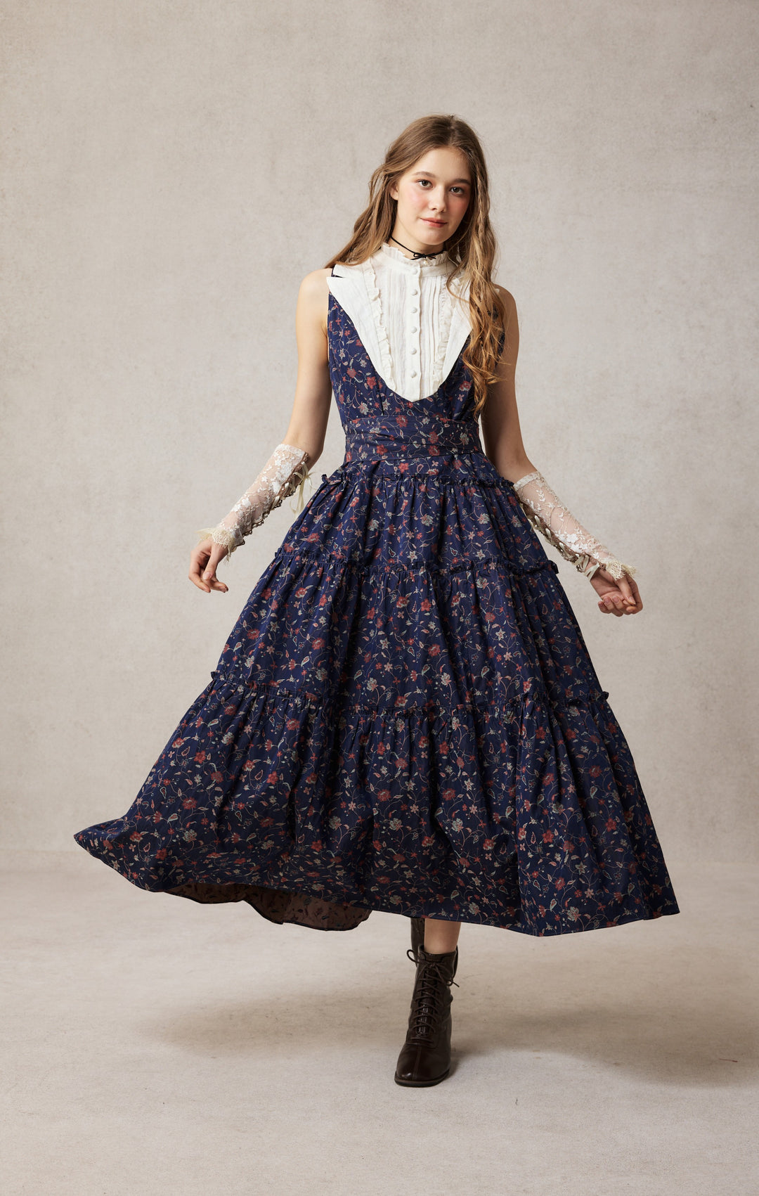 Úrsula 24 | Vintage linen Tiered Dress