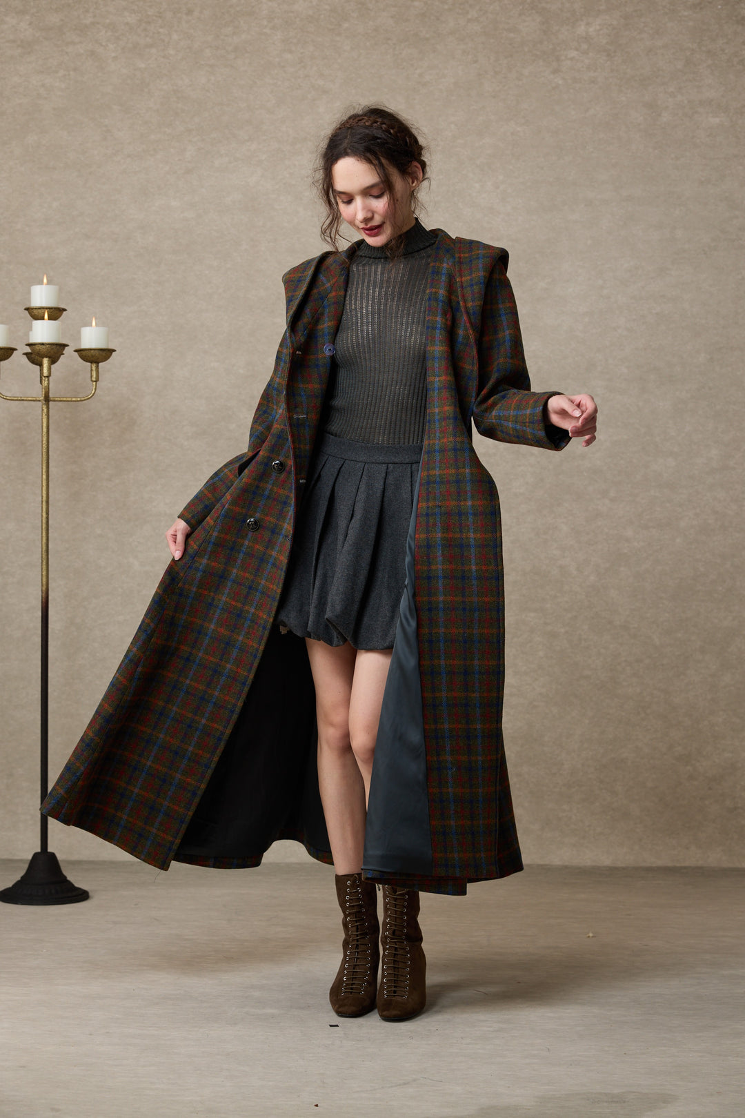 Trista 24 | 100% twill wool hooded coat