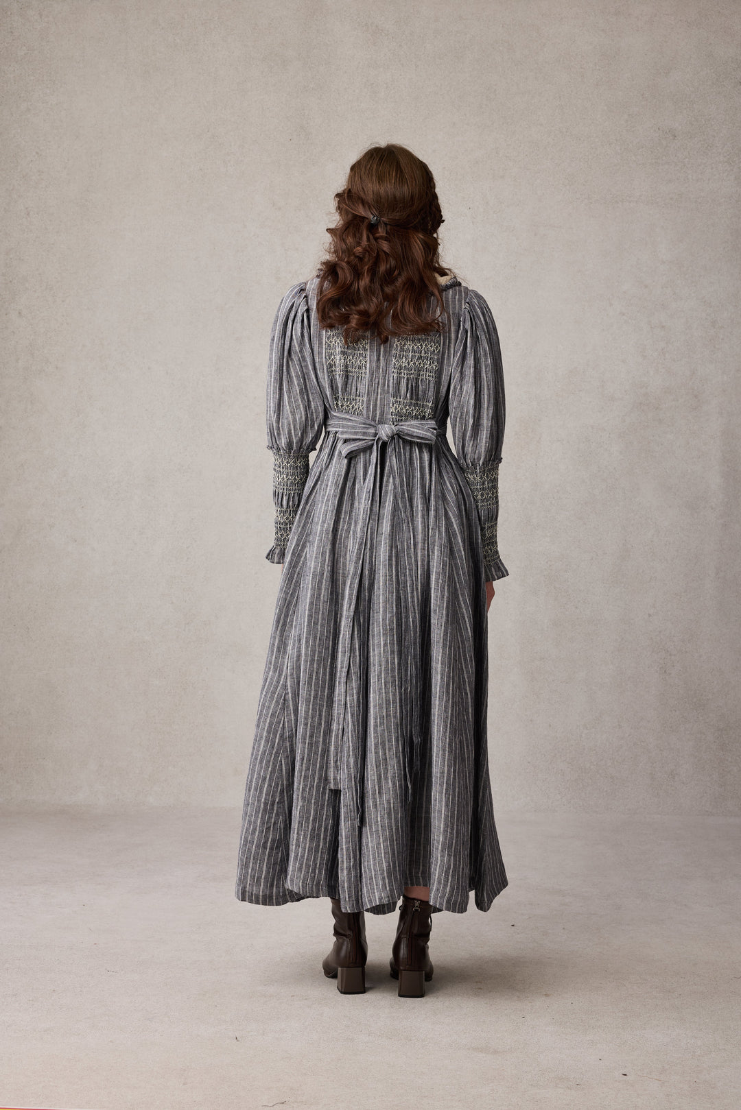 Jasmine 21 |smocking linen dress