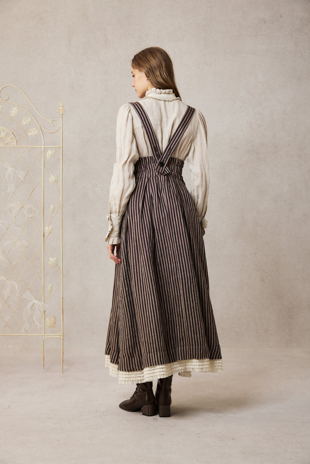 Clarise 22 |Retro Linen Skirt & Cape (2 pieces)