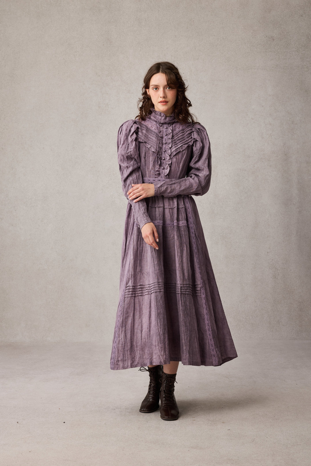 MARY 18 | VINTAGE LINEN DRESS GOWN