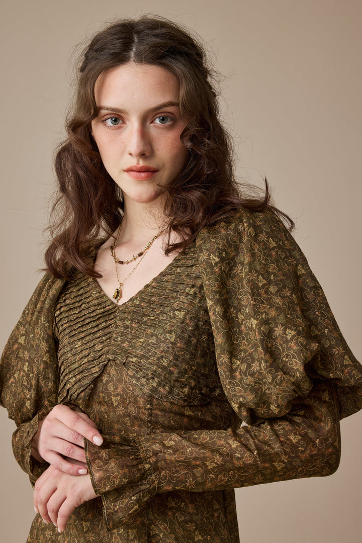 Sonia 33 |pintucked linen blouse