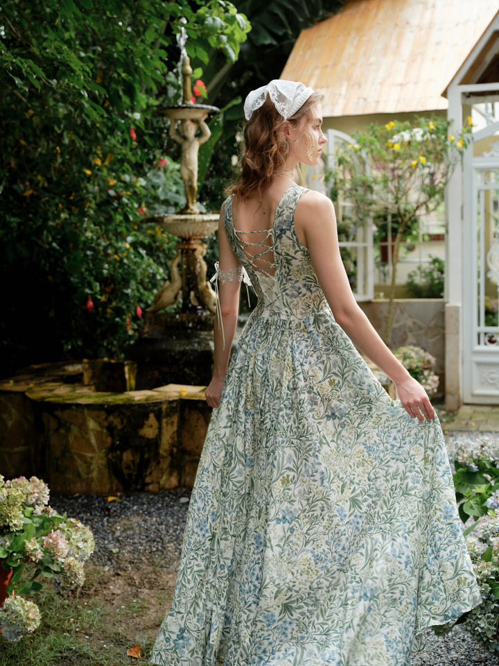 Vanille 18 | Jane’s Garden Dress