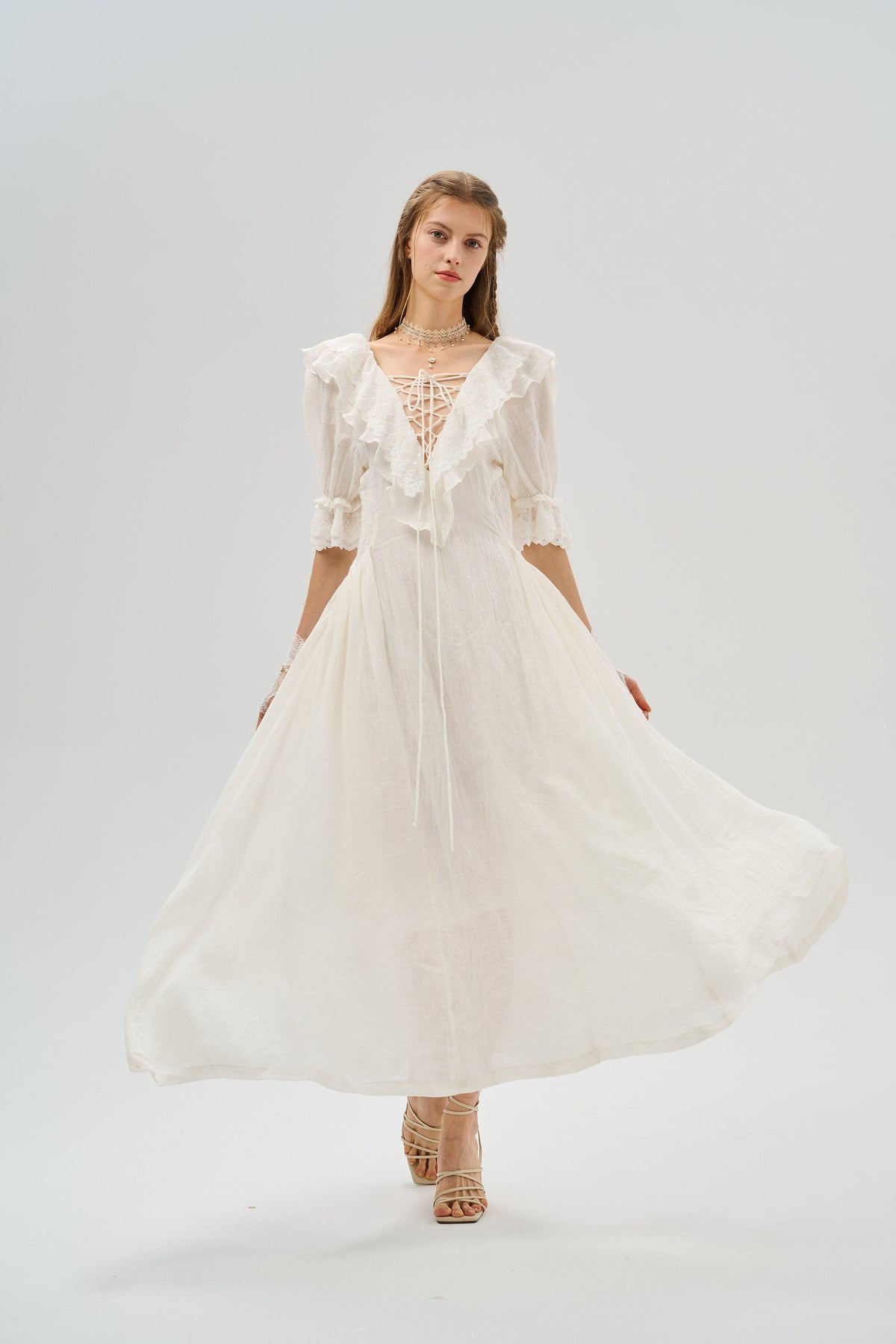 Elysia 15 | Lace-up linen flared dress – Linennaive