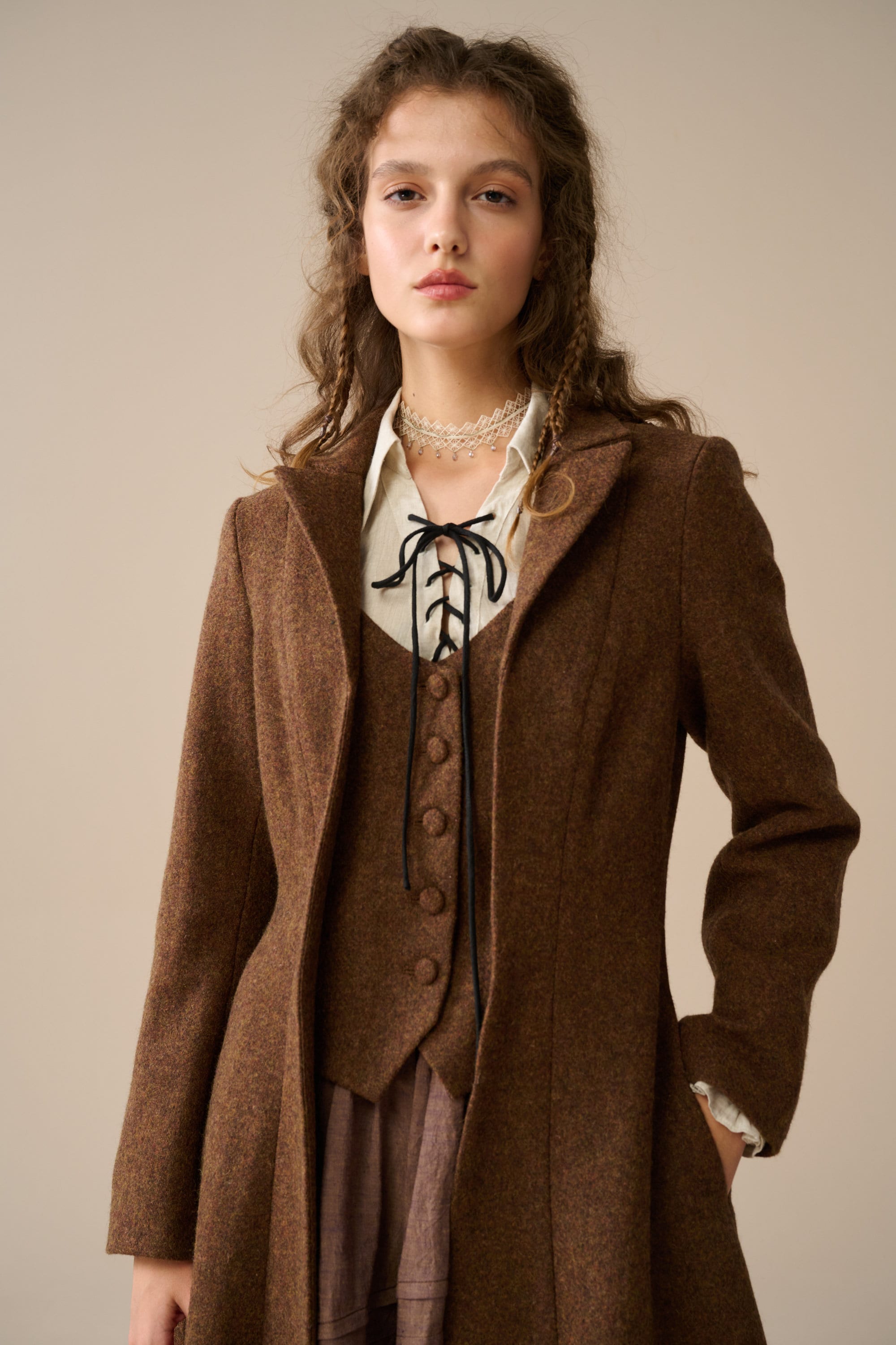 Doreen 15 |Vest-Layered 100% Wool Coat – Linennaive