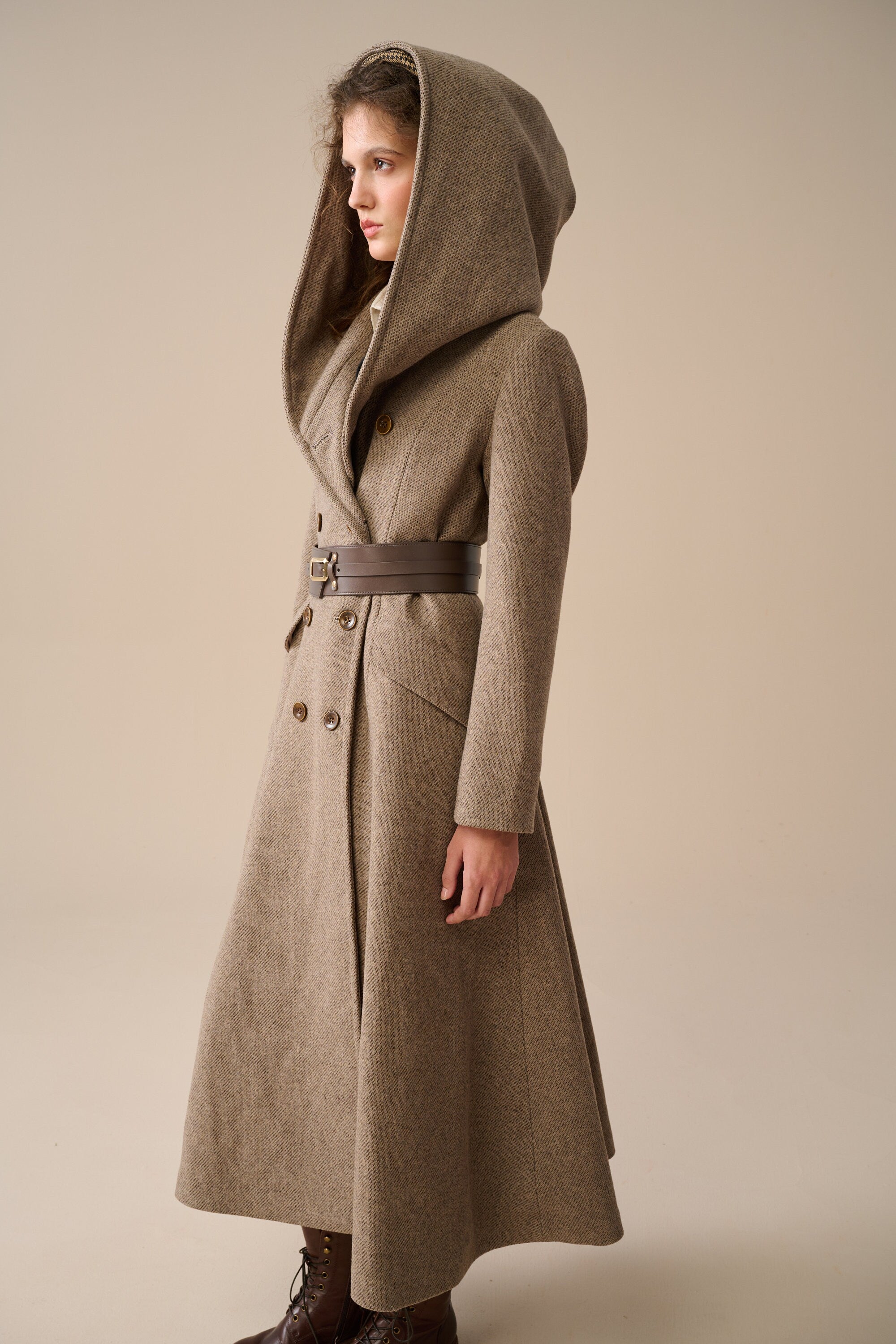 Trista 24 | 100% twill wool hooded coat – Linennaive