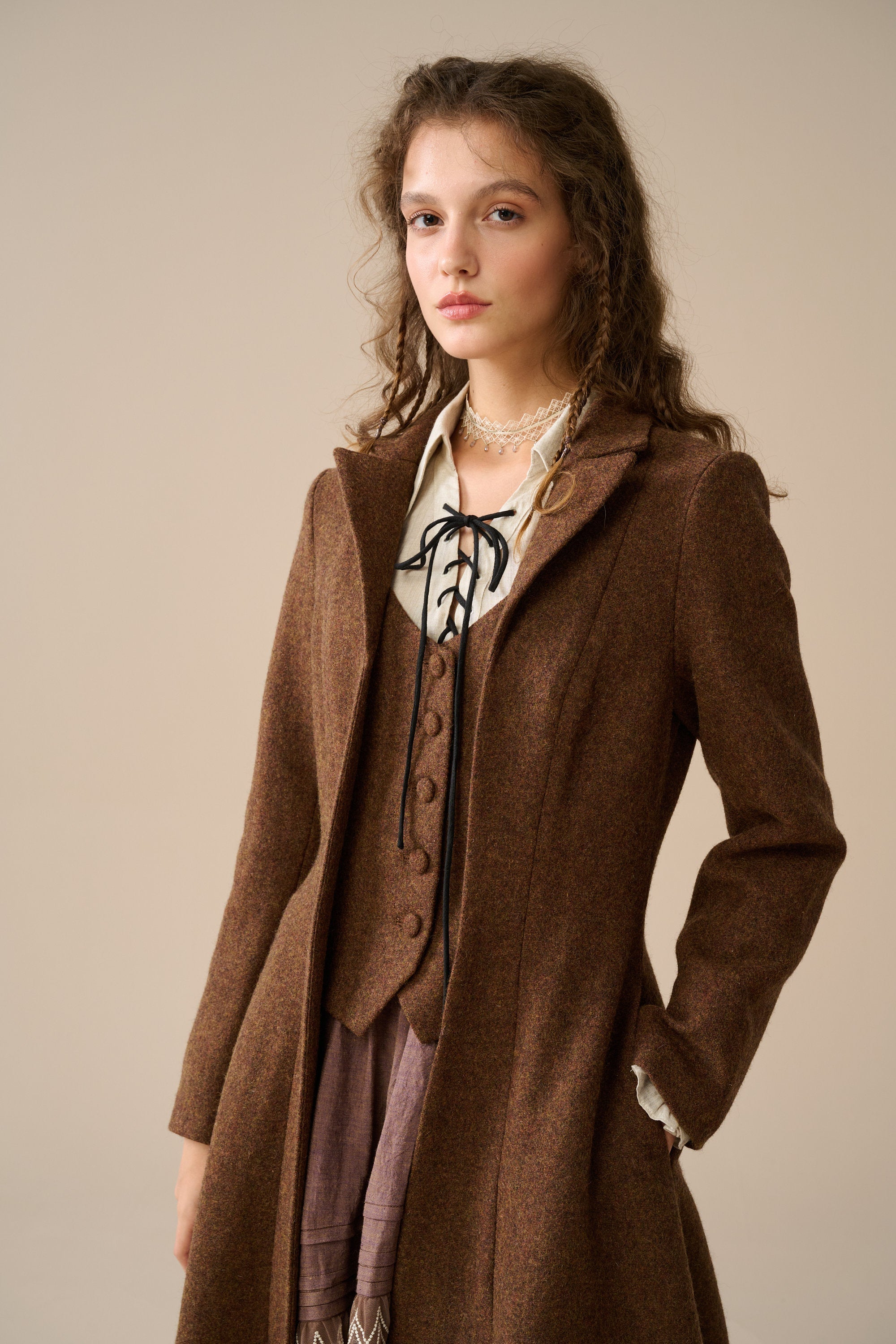 Doreen 15 |Vest-Layered 100% Wool Coat – Linennaive