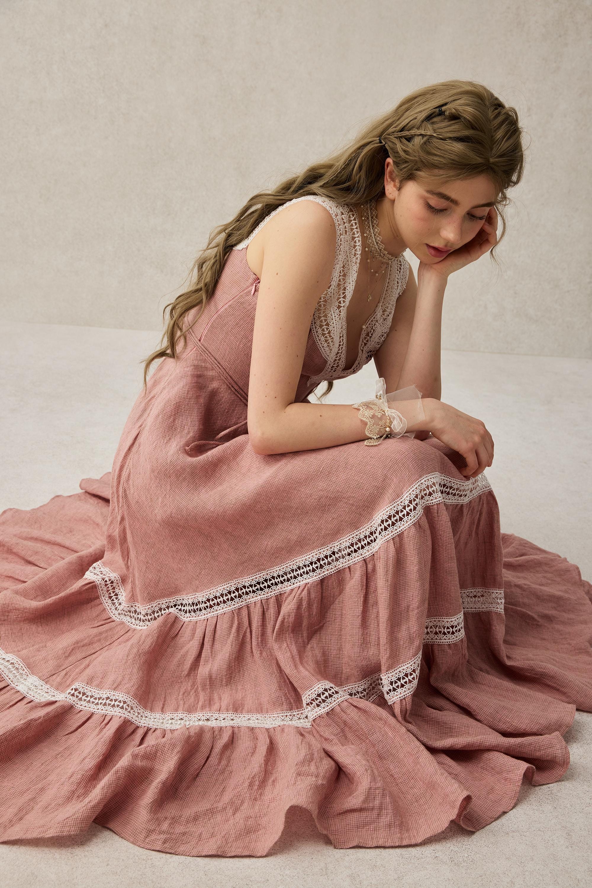 Cherry Tree 25 | Lace Linen flared dress – Linennaive