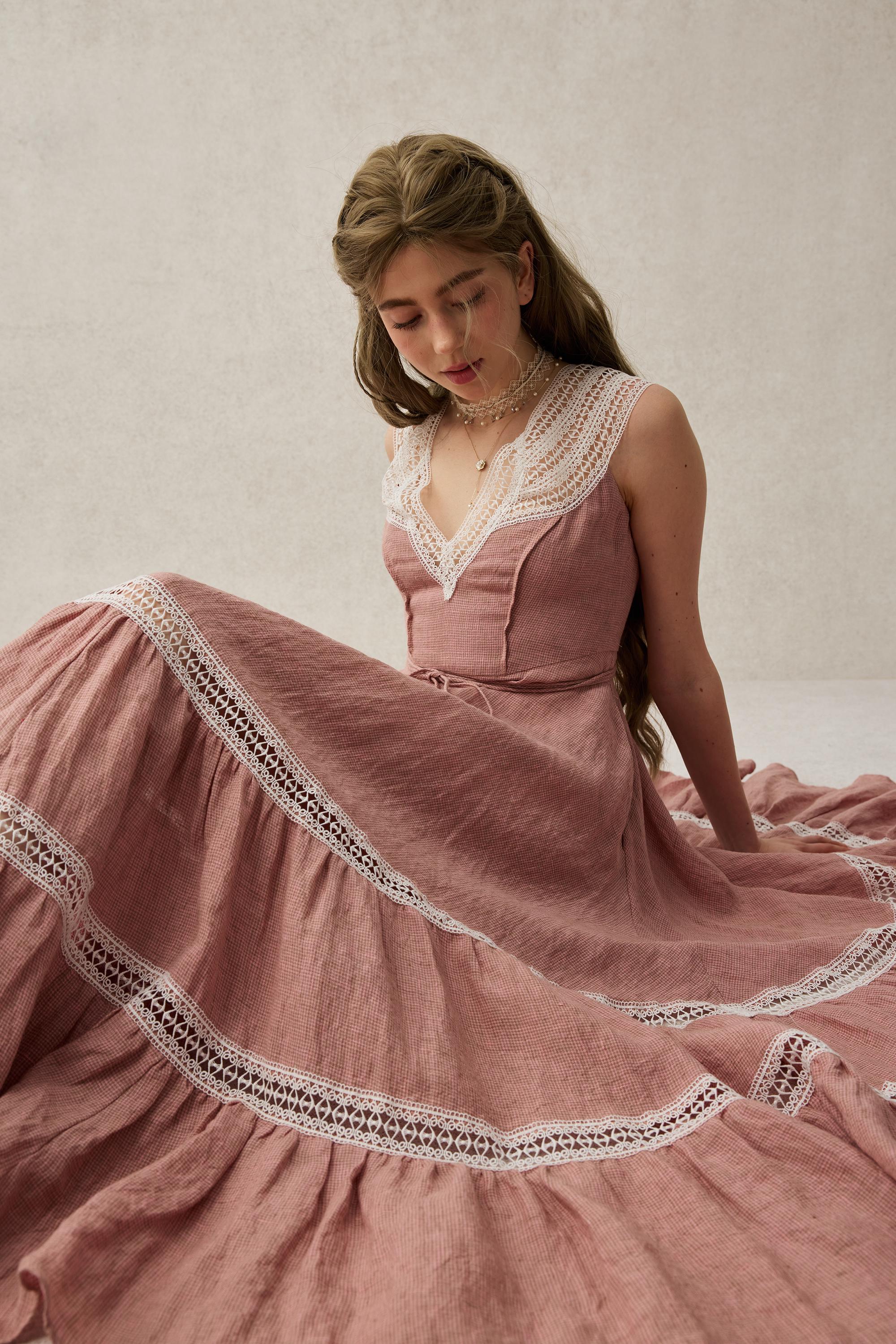 Cherry Tree 25 | Lace Linen flared dress – Linennaive