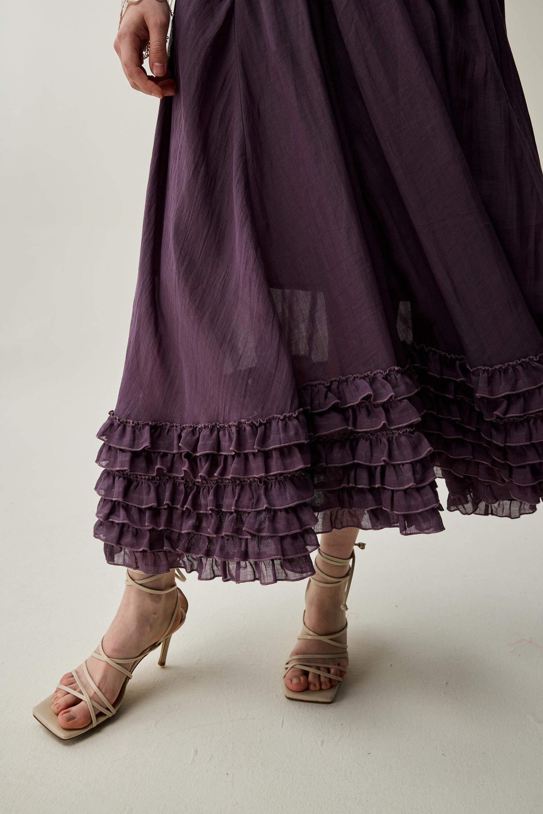 Dorothy 27 Ruffled maxi linen skirt Linennaive