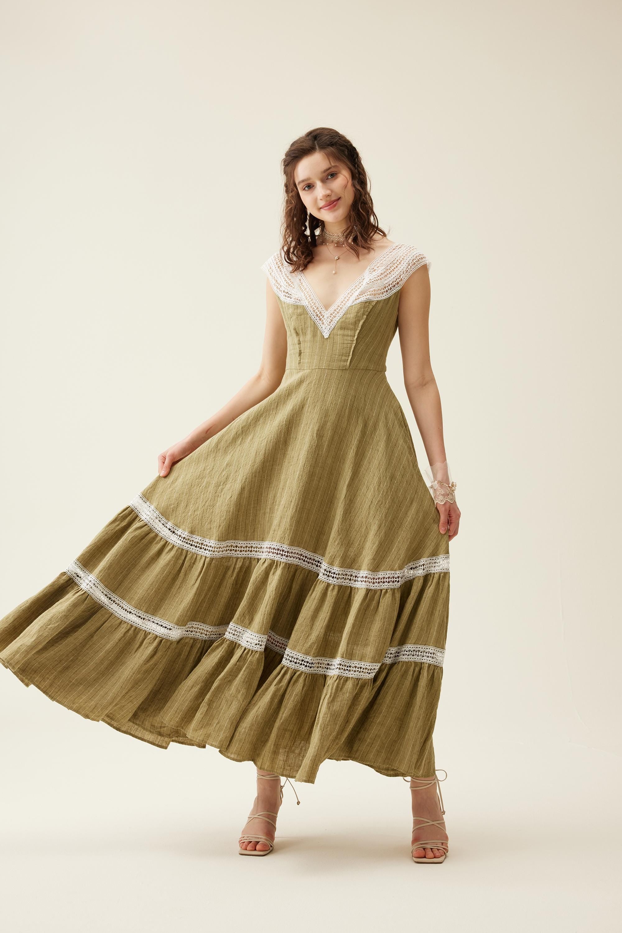 Cherry Tree 25 | Lace Linen flared dress – Linennaive