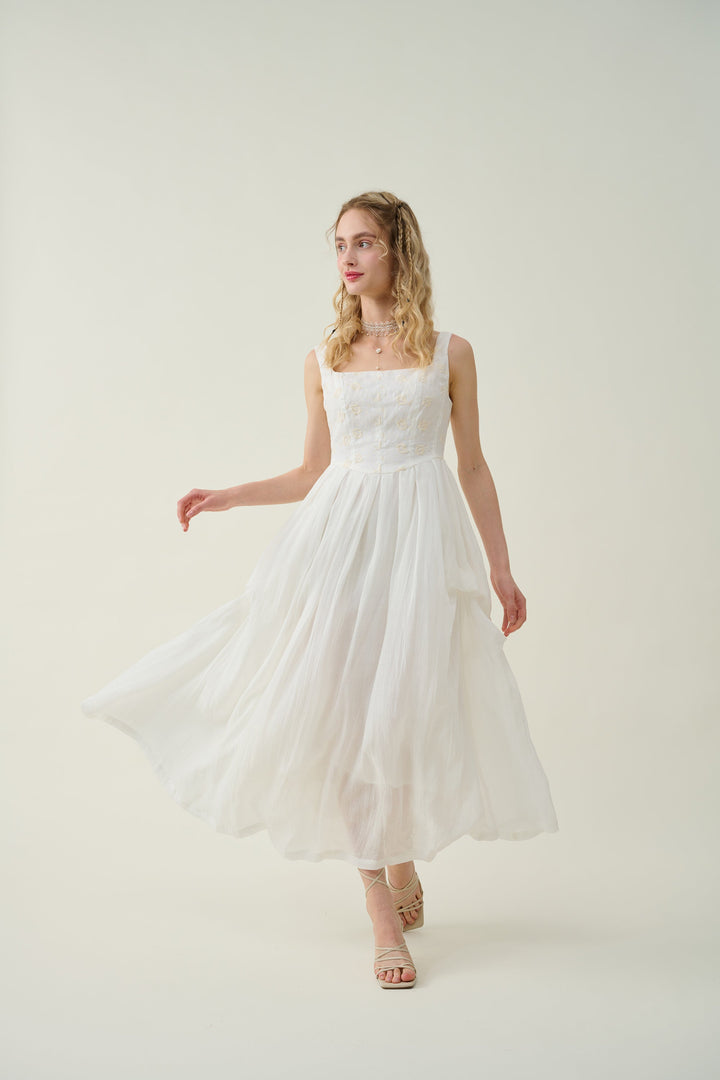 ethel 17 | Embroidered Linen dress