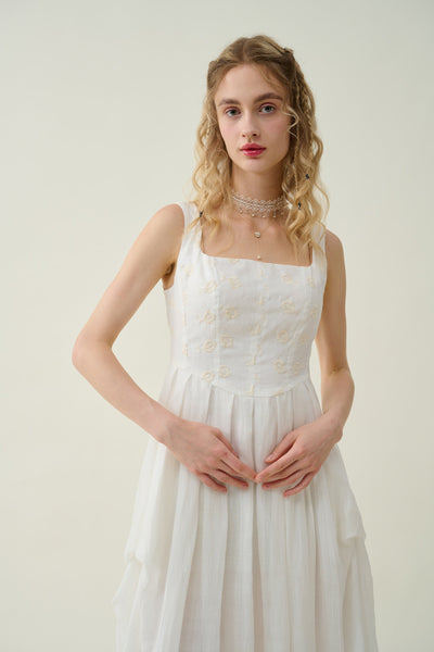 ethel 17 | Embroidered Linen dress
