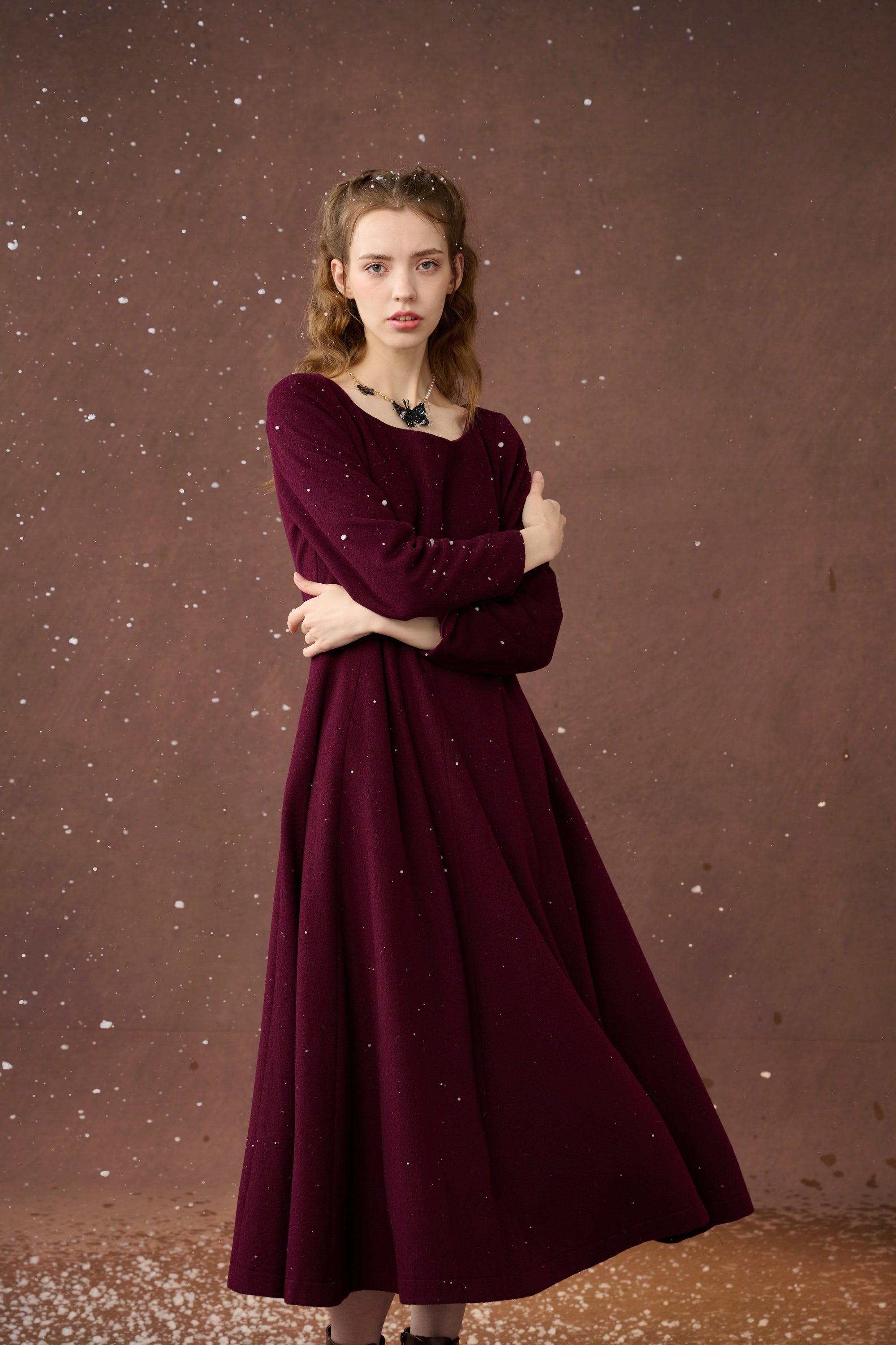 Mistletoe 17 | Vintage wool dress in Purple – Linennaive
