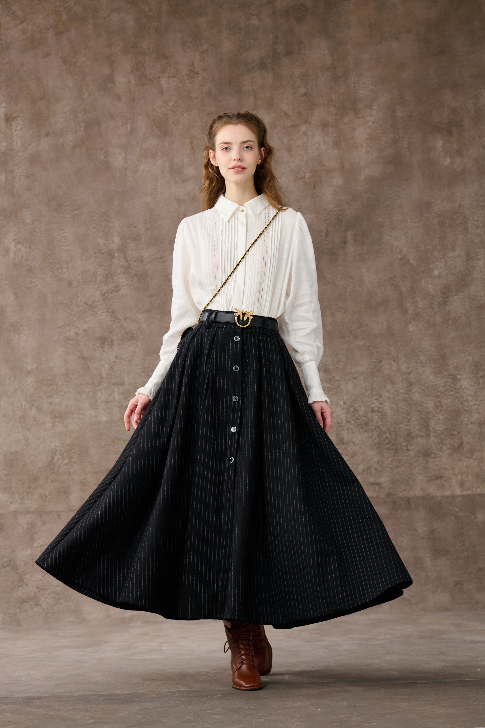 Santal 3 | Striped Wool Skirt in black – Linennaive